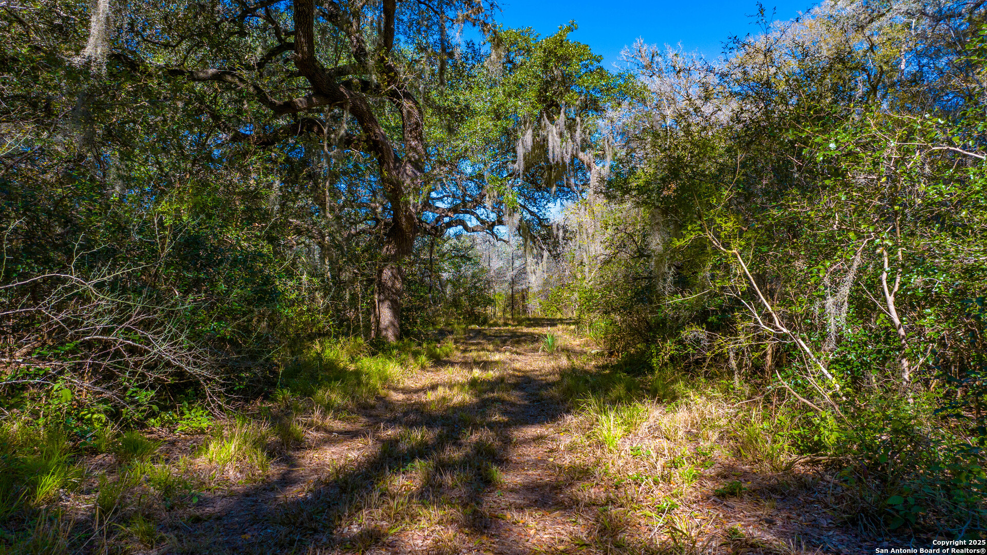 000 Private Road 4002