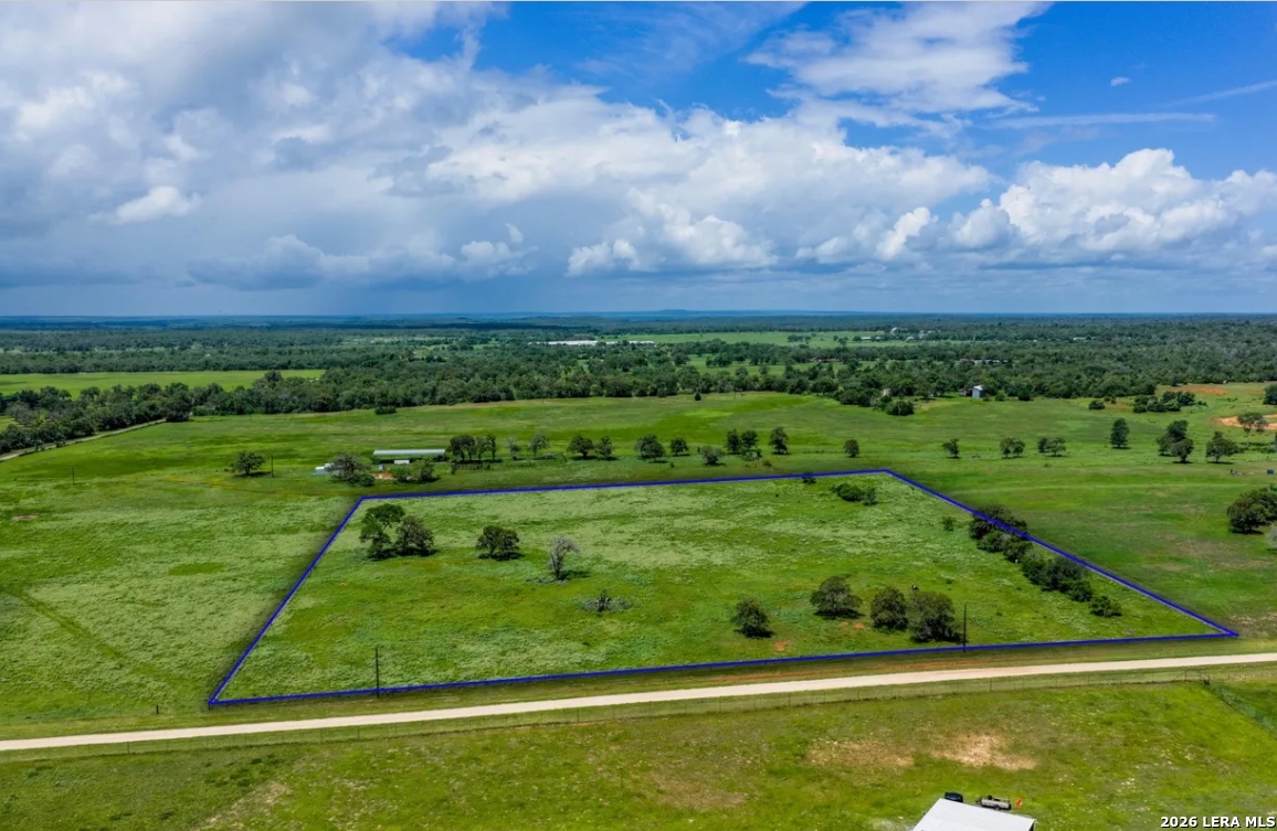 Gonzales County | 10+/- Acres
