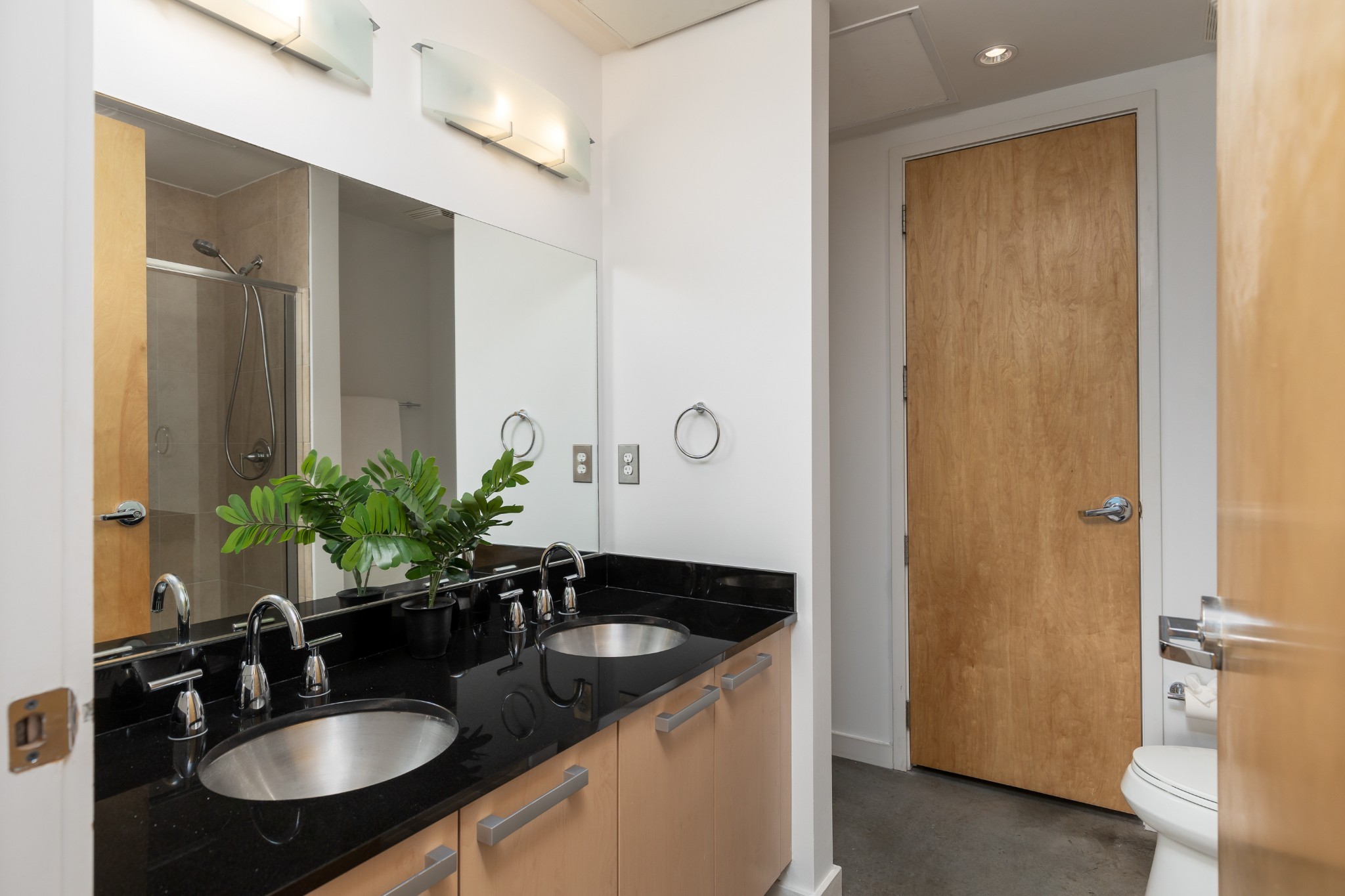 600 12th Ave S #1200