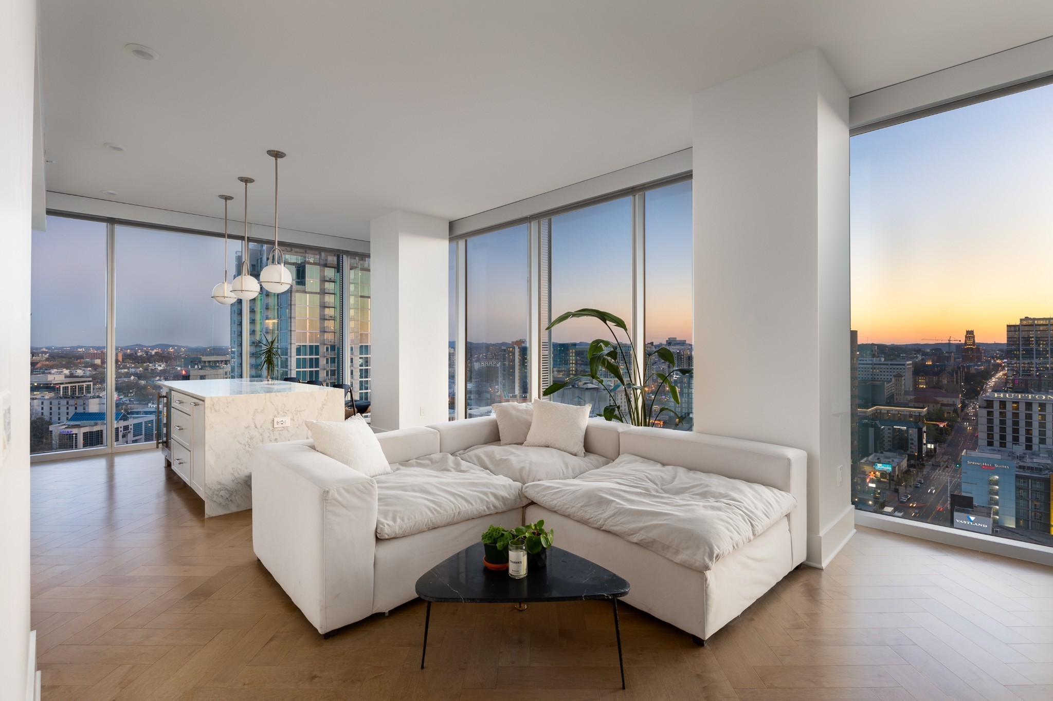 1616 West End Ave #1808