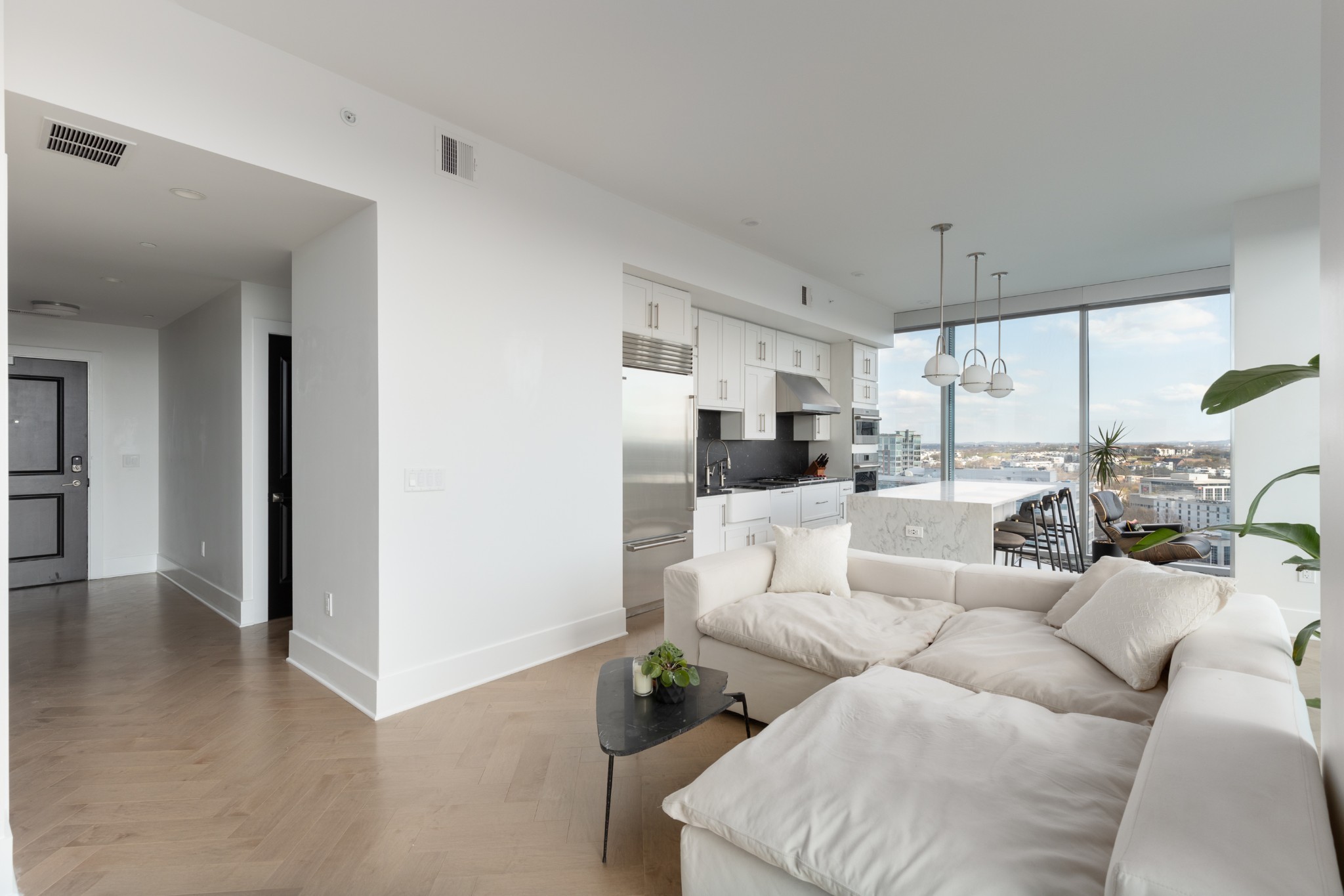 1616 West End Ave #1808