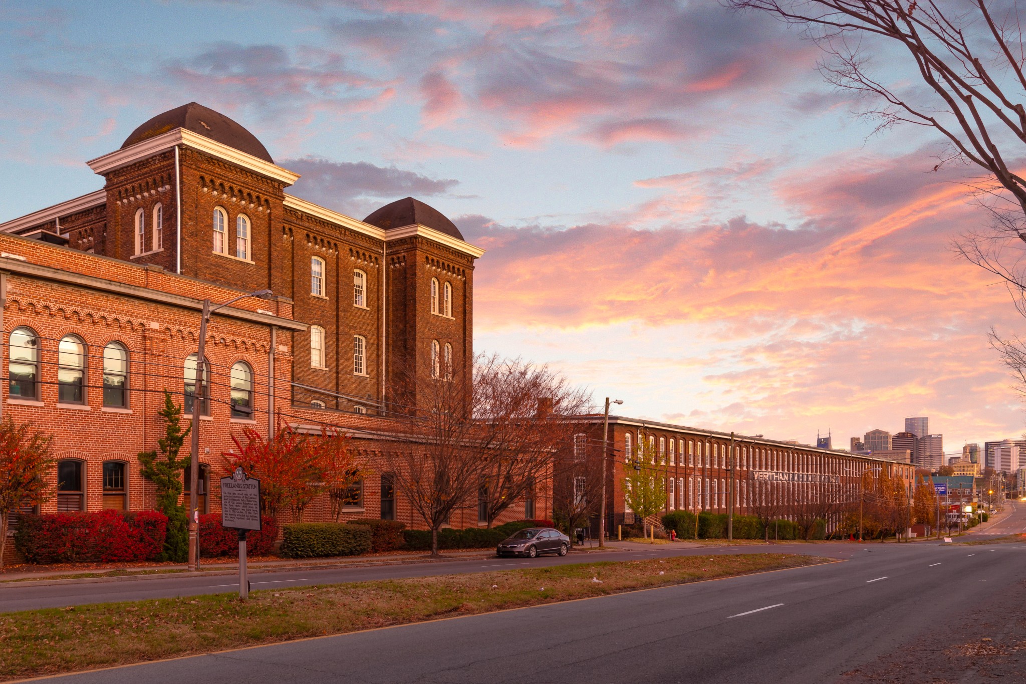 1350 Rosa L Parks Blvd #401