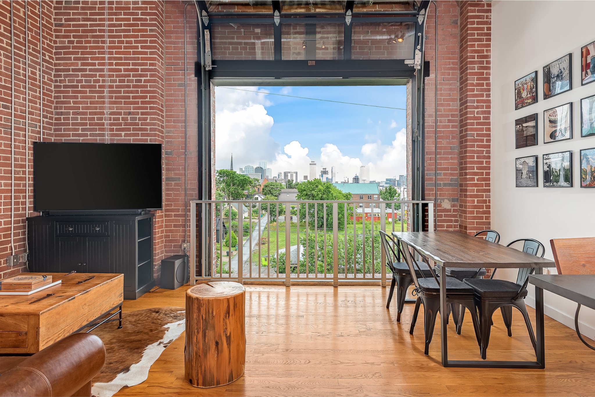 1350 Rosa L Parks Blvd #401