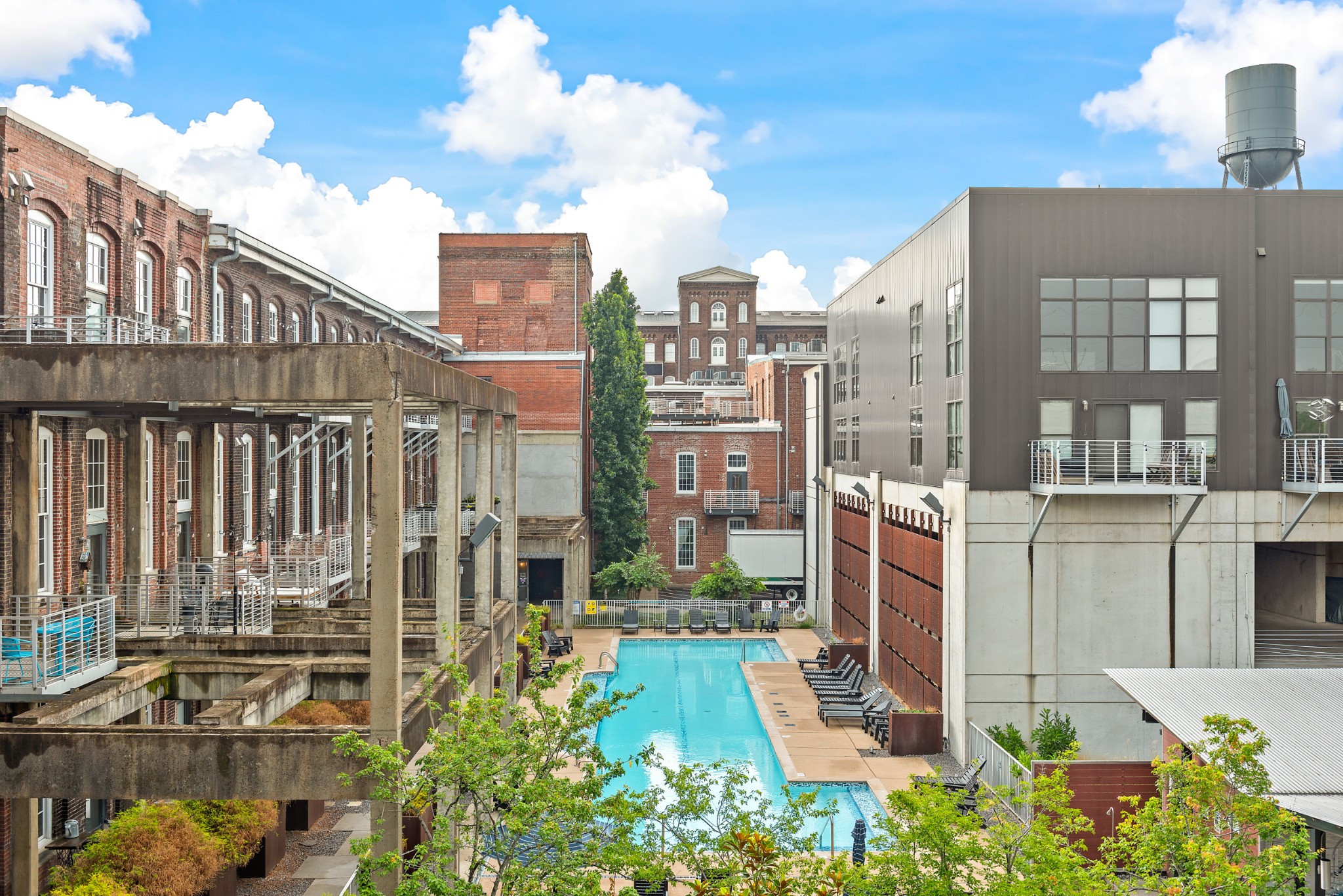 1350 Rosa L Parks Blvd #401