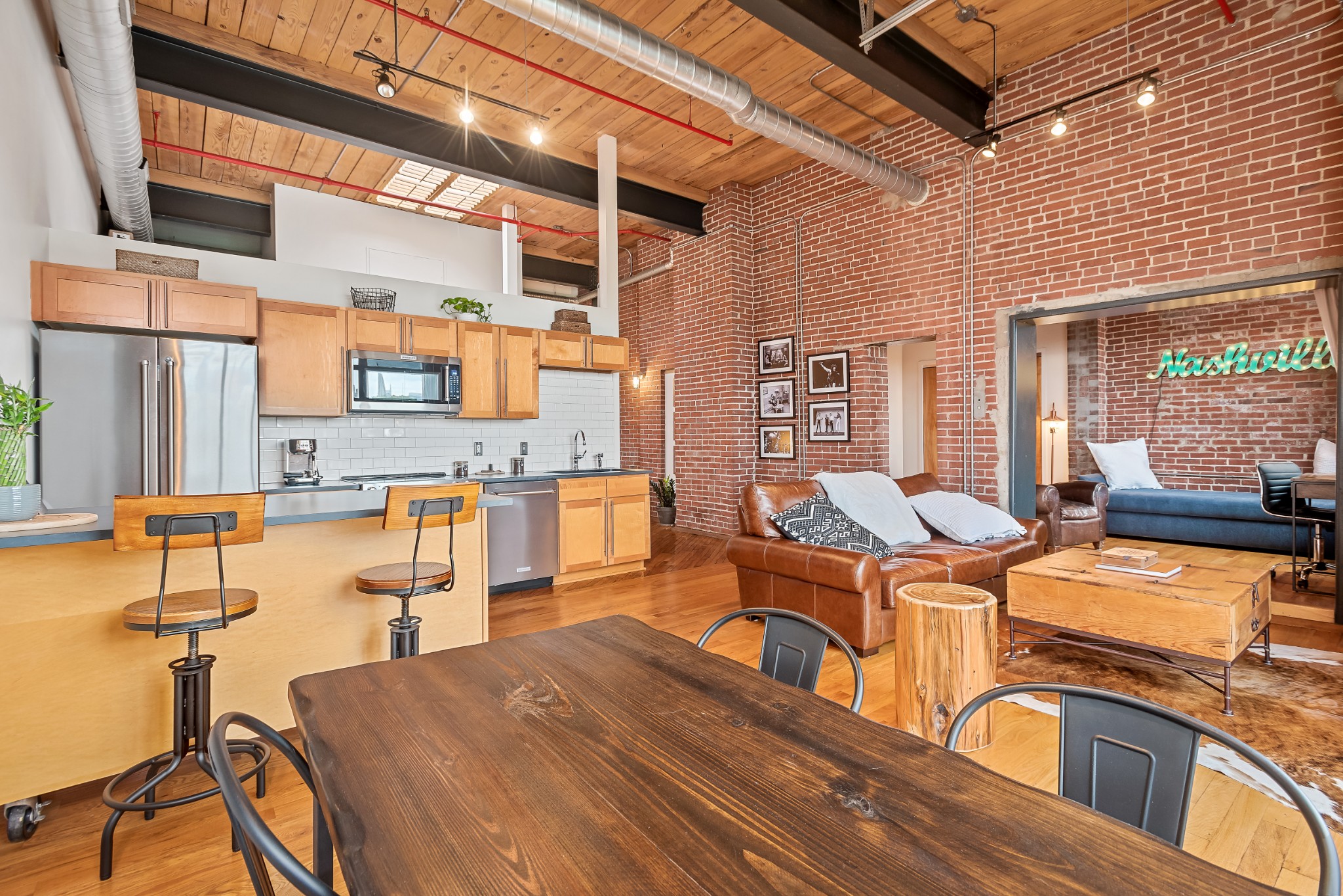 1350 Rosa L Parks Blvd #401