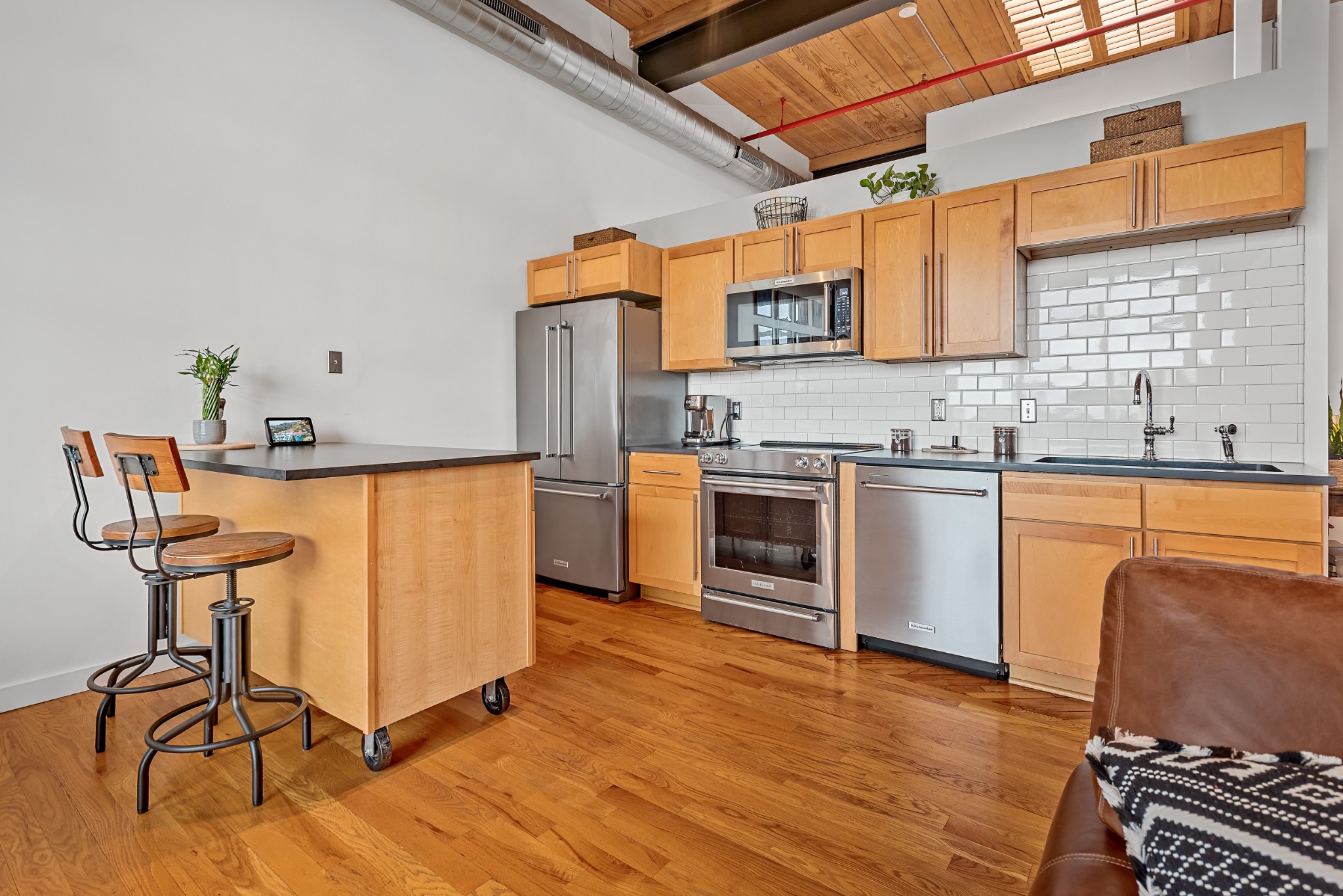 1350 Rosa L Parks Blvd #401