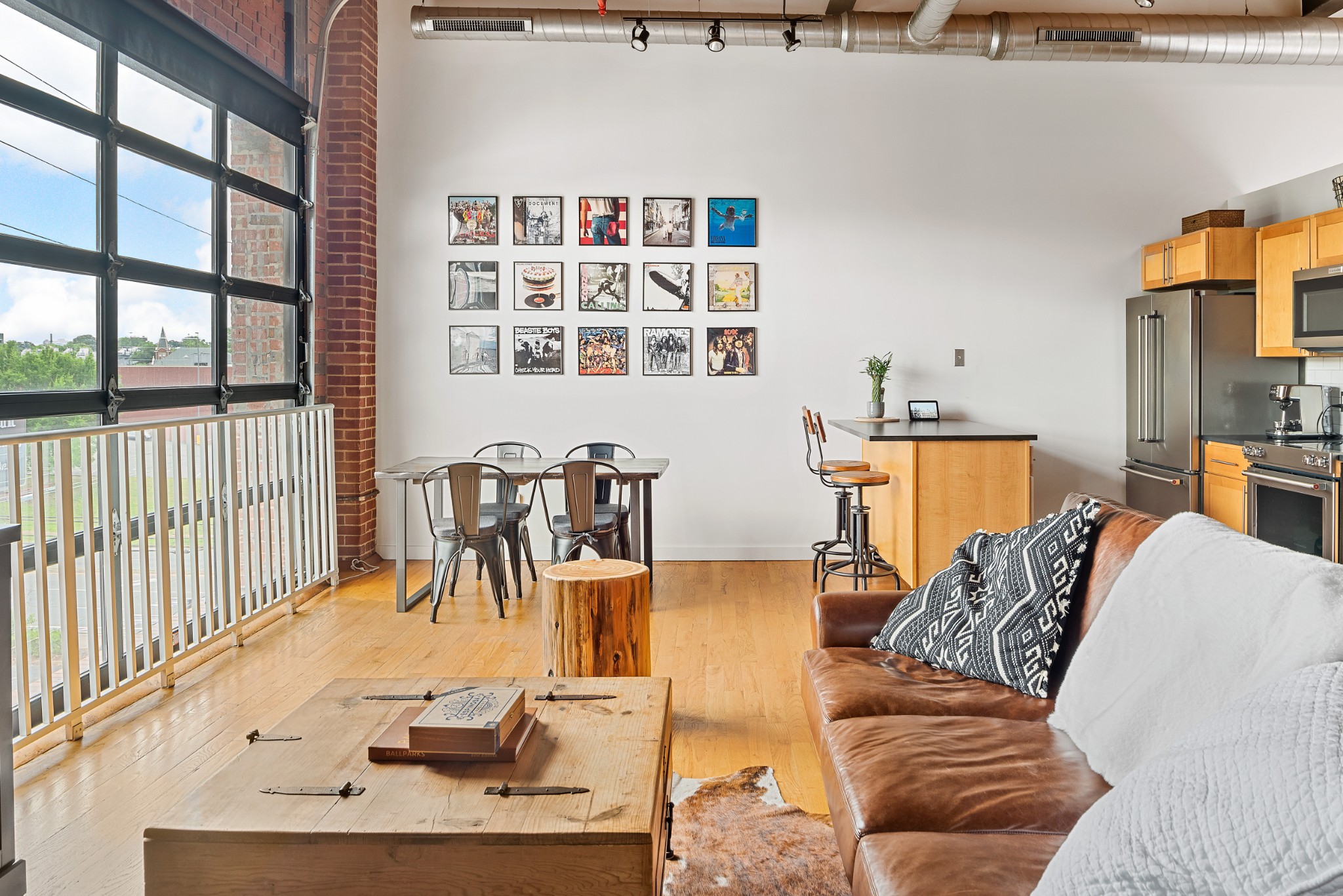 1350 Rosa L Parks Blvd #401