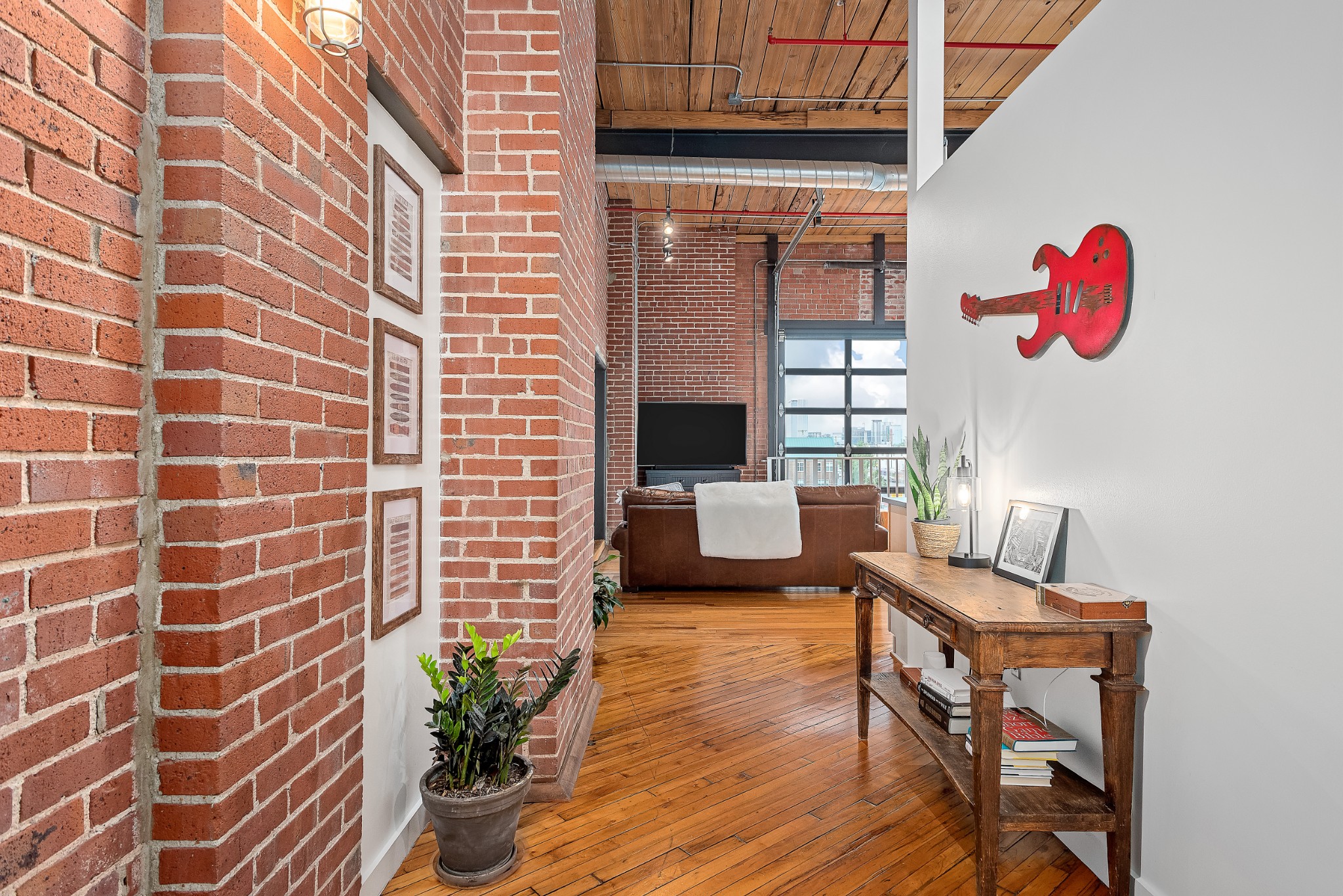 1350 Rosa L Parks Blvd #401