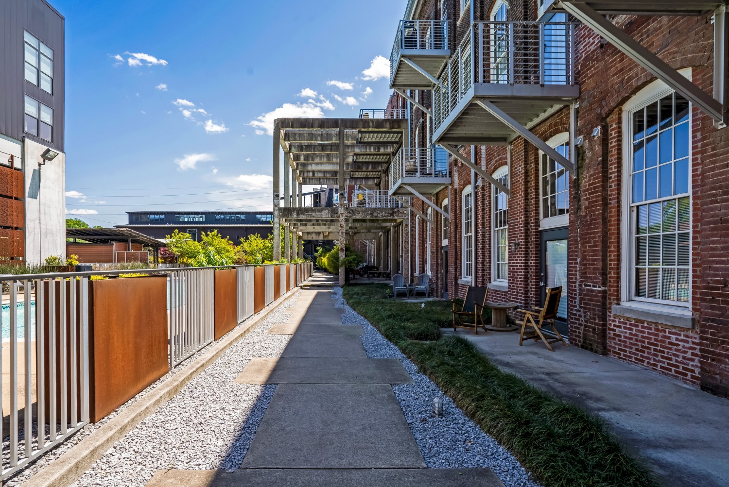 1350 Rosa L Parks Blvd #401