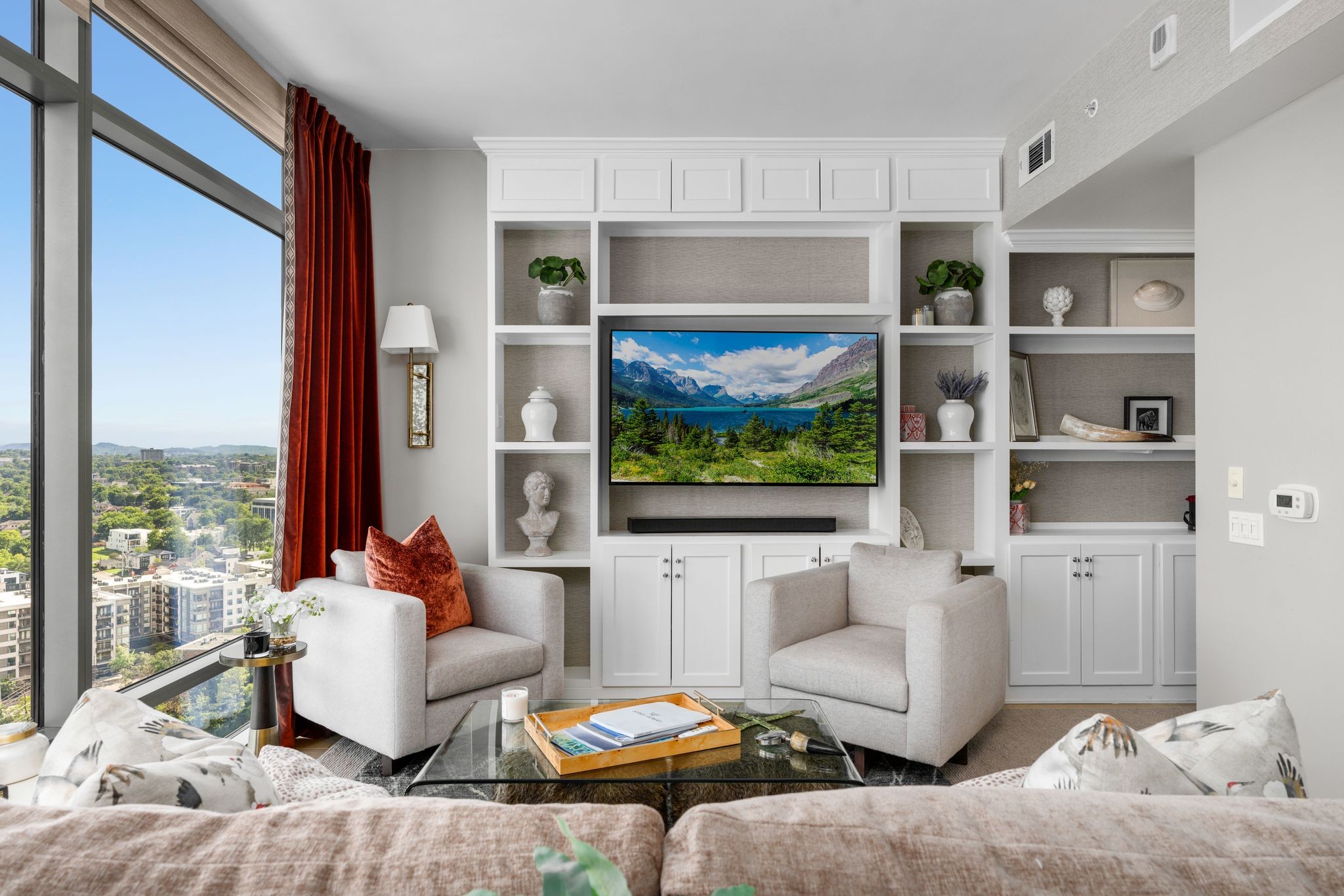 1212 Laurel St #2103