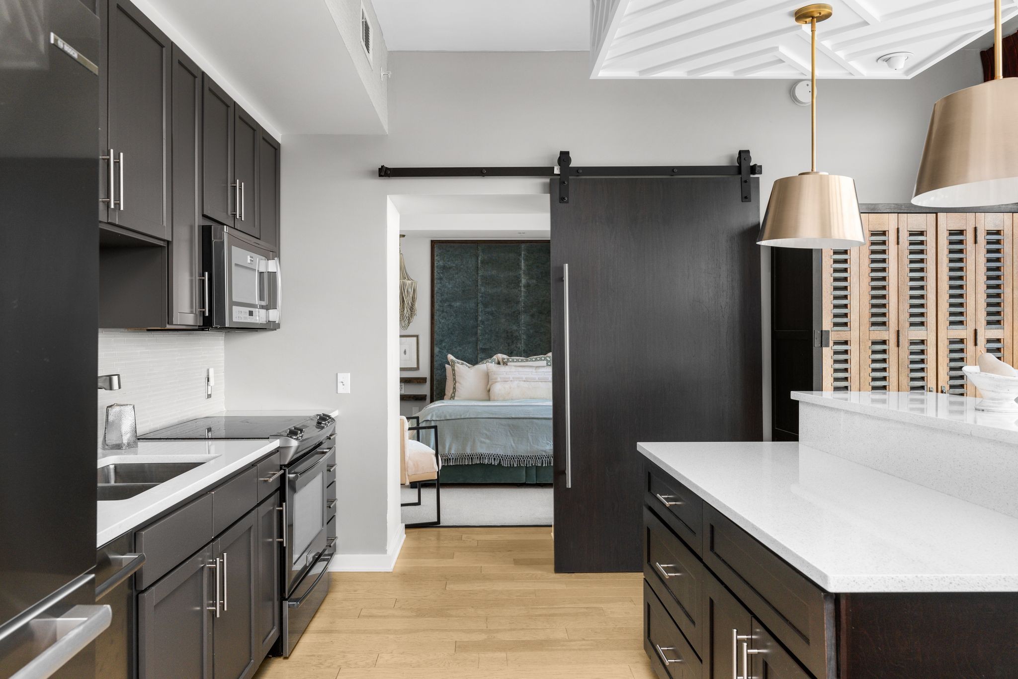 1212 Laurel St #2103