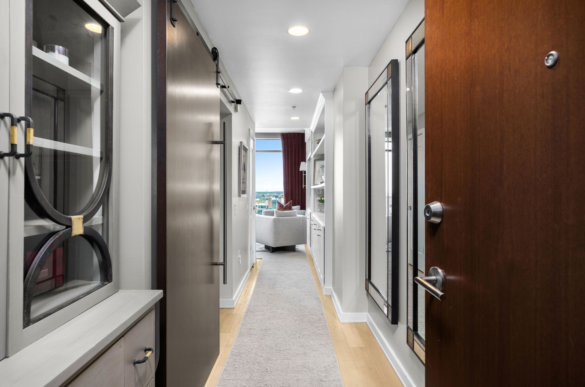 1212 Laurel St #2103