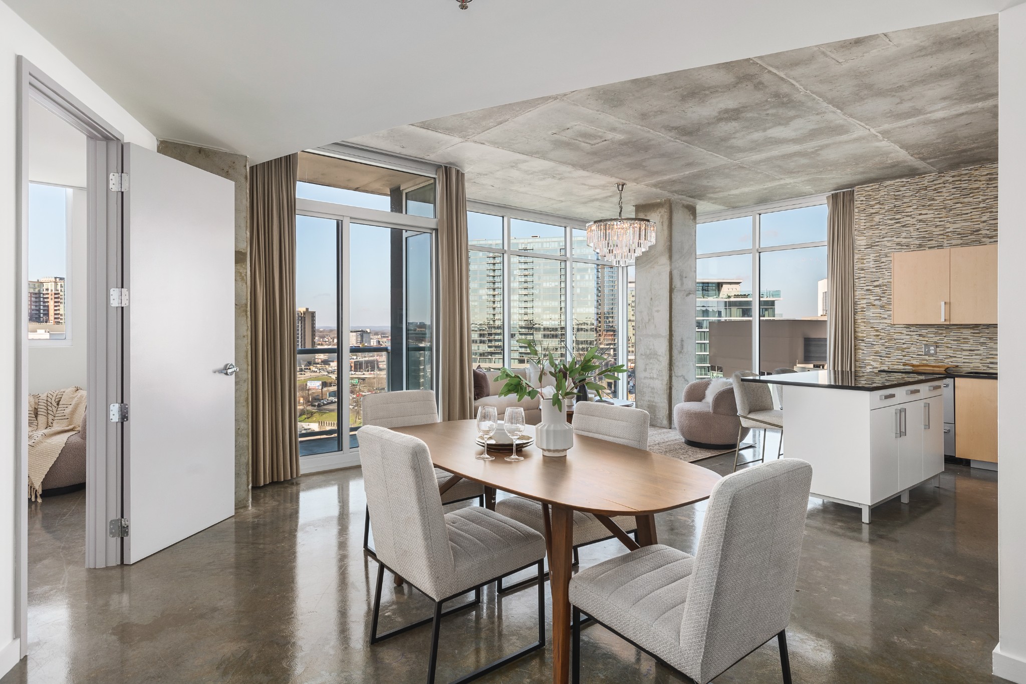 600 12th Ave S #1401