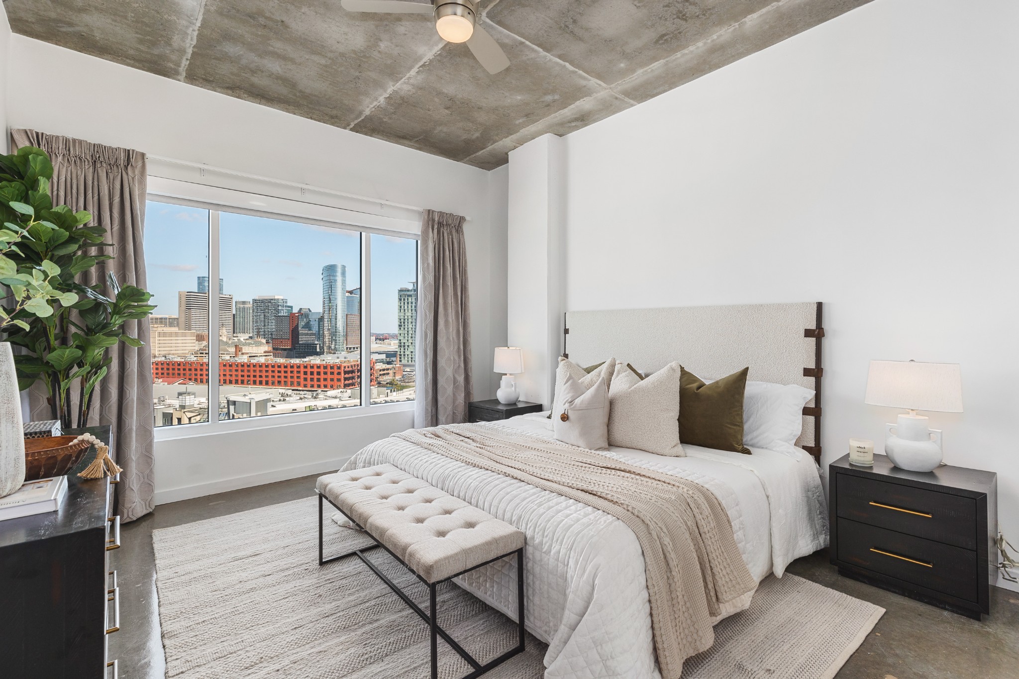 600 12th Ave S #1401