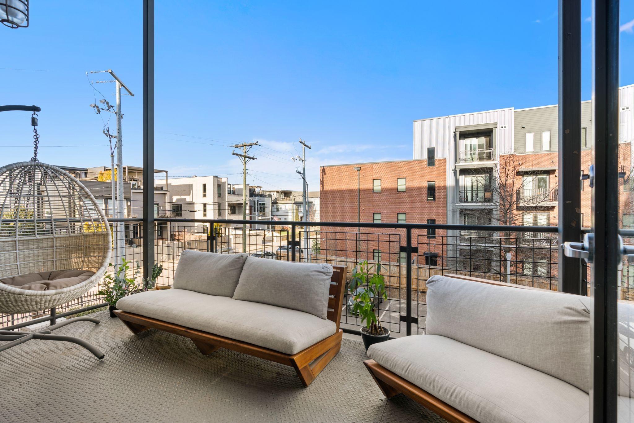 1400 Rosa L Parks Blvd #216