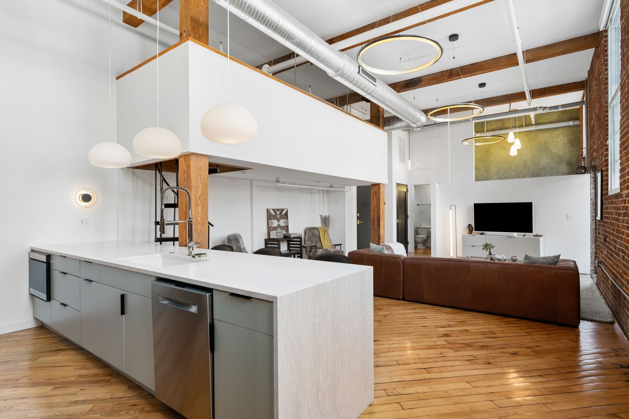 1400 Rosa L Parks Blvd #216