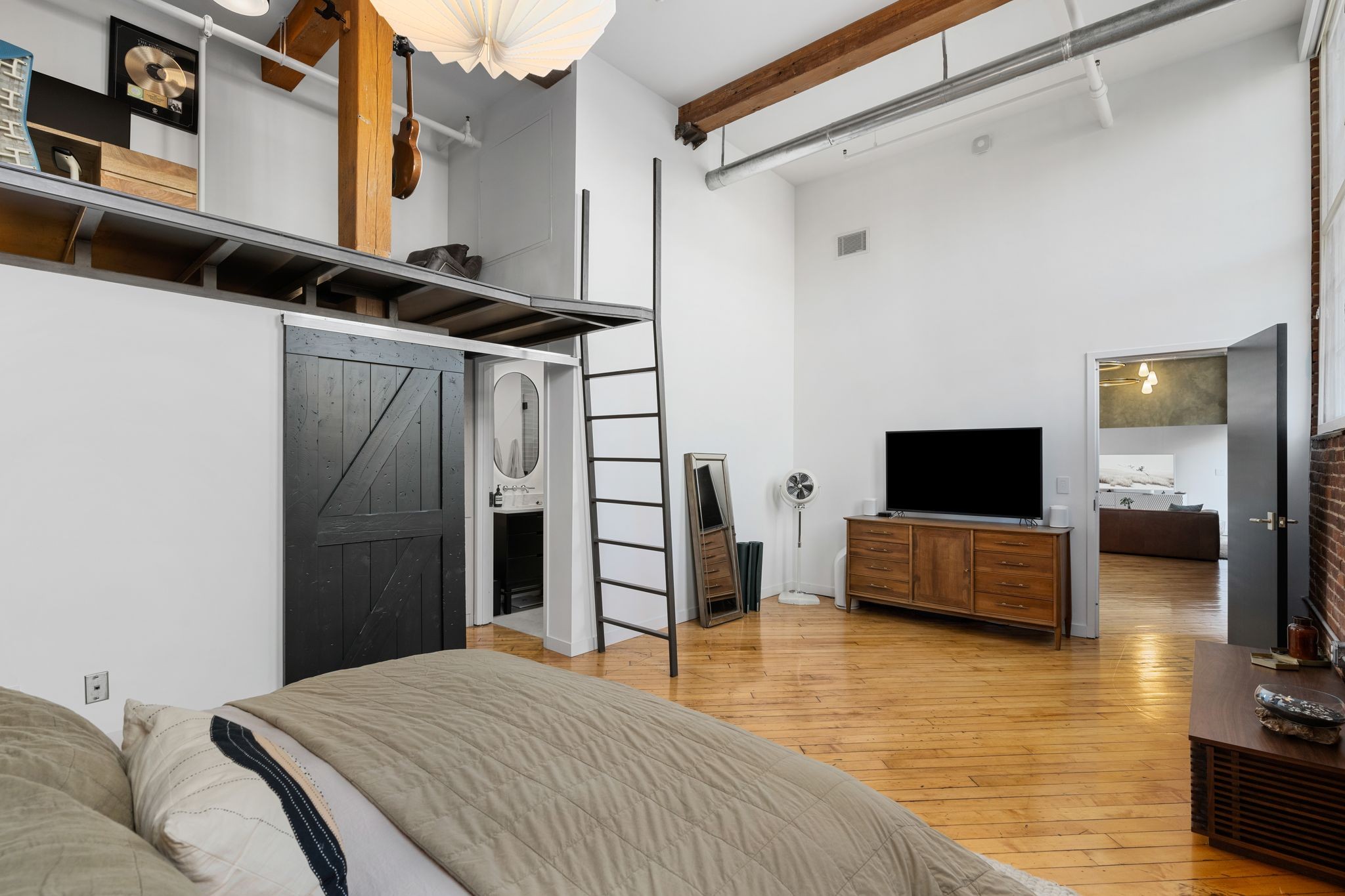 1400 Rosa L Parks Blvd #216