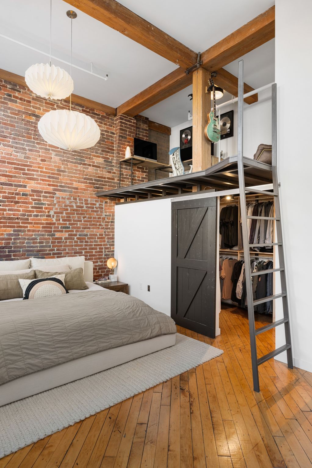 1400 Rosa L Parks Blvd #216