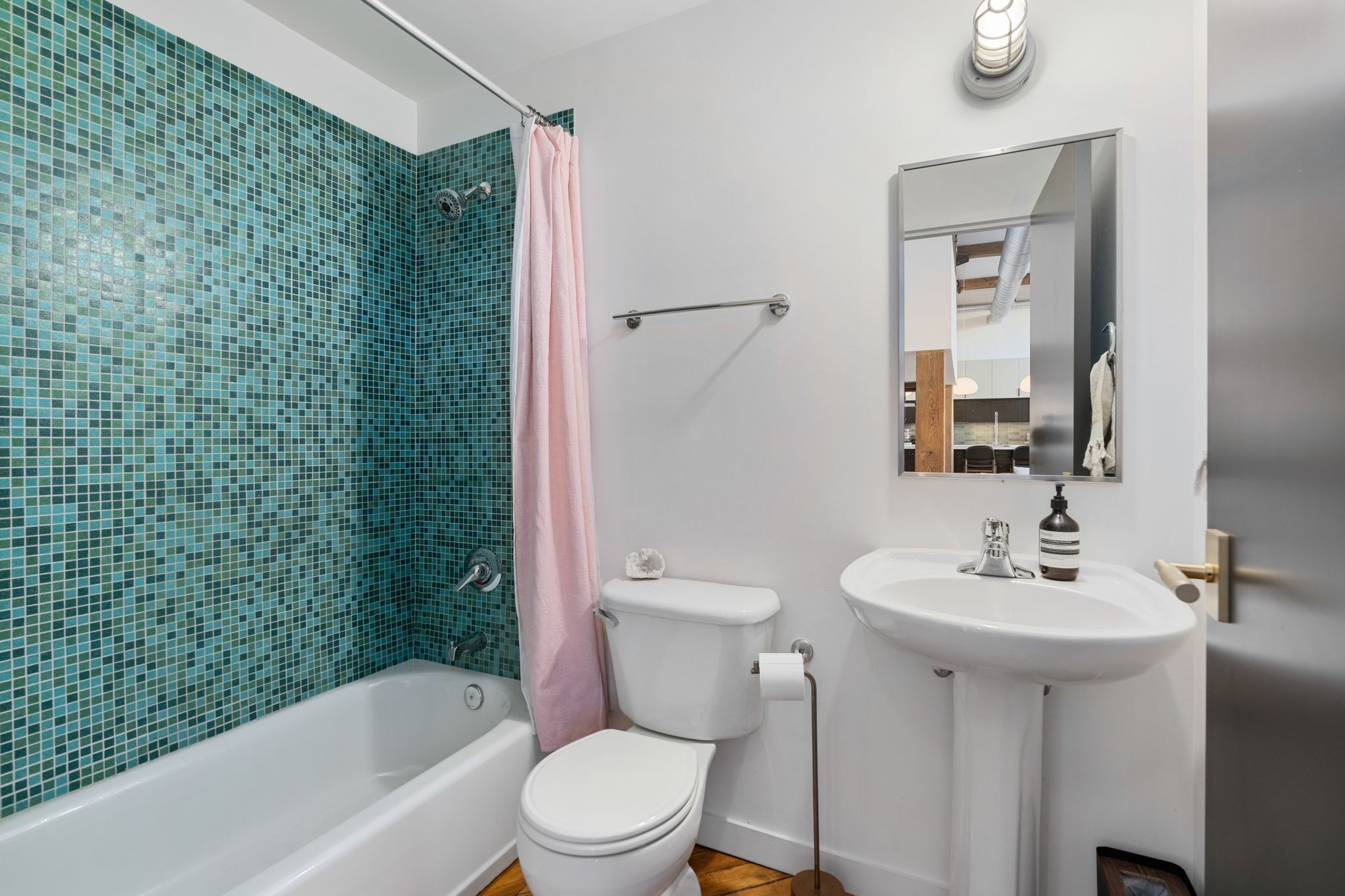 1400 Rosa L Parks Blvd #216