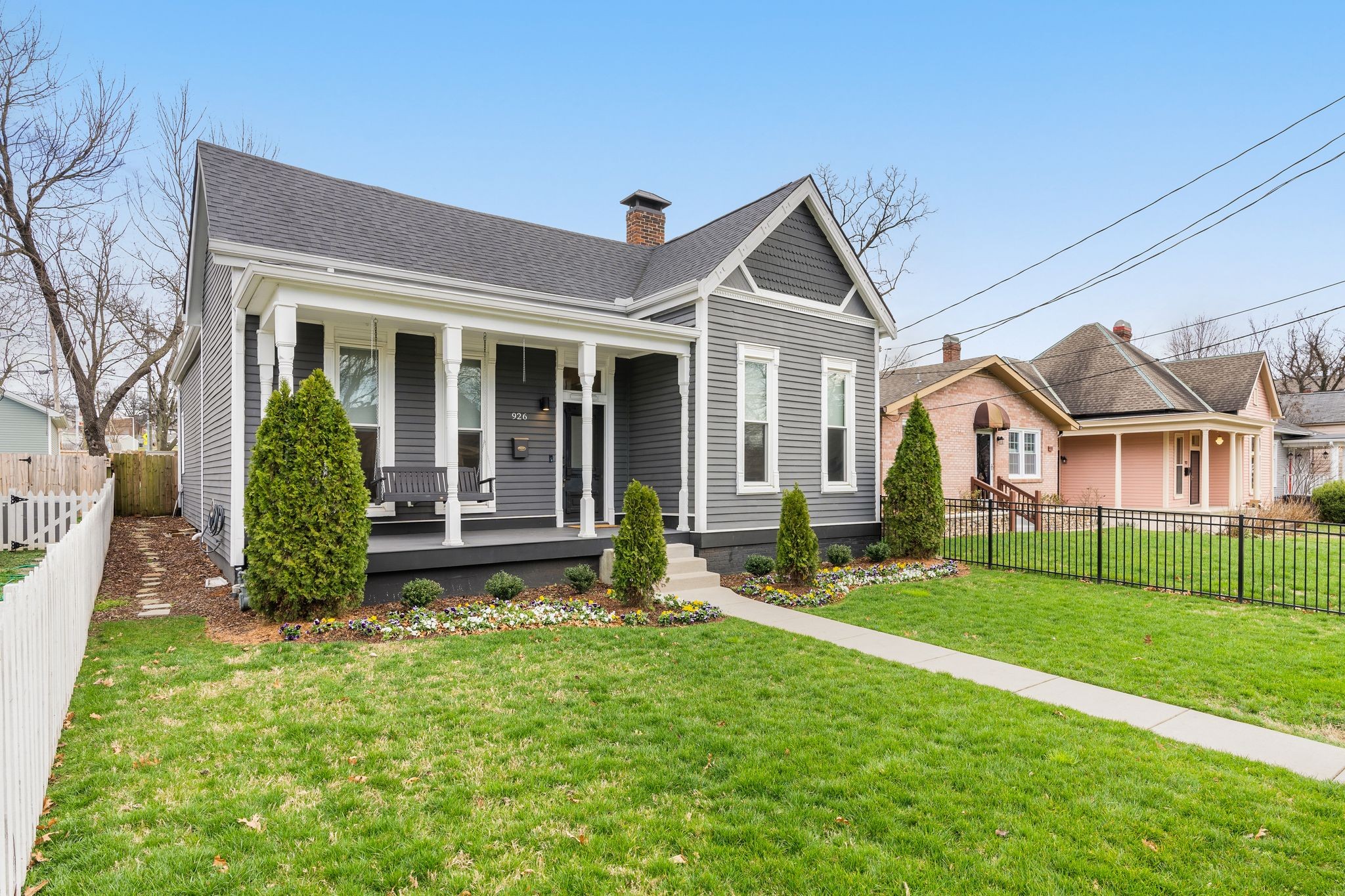 926 Boscobel St