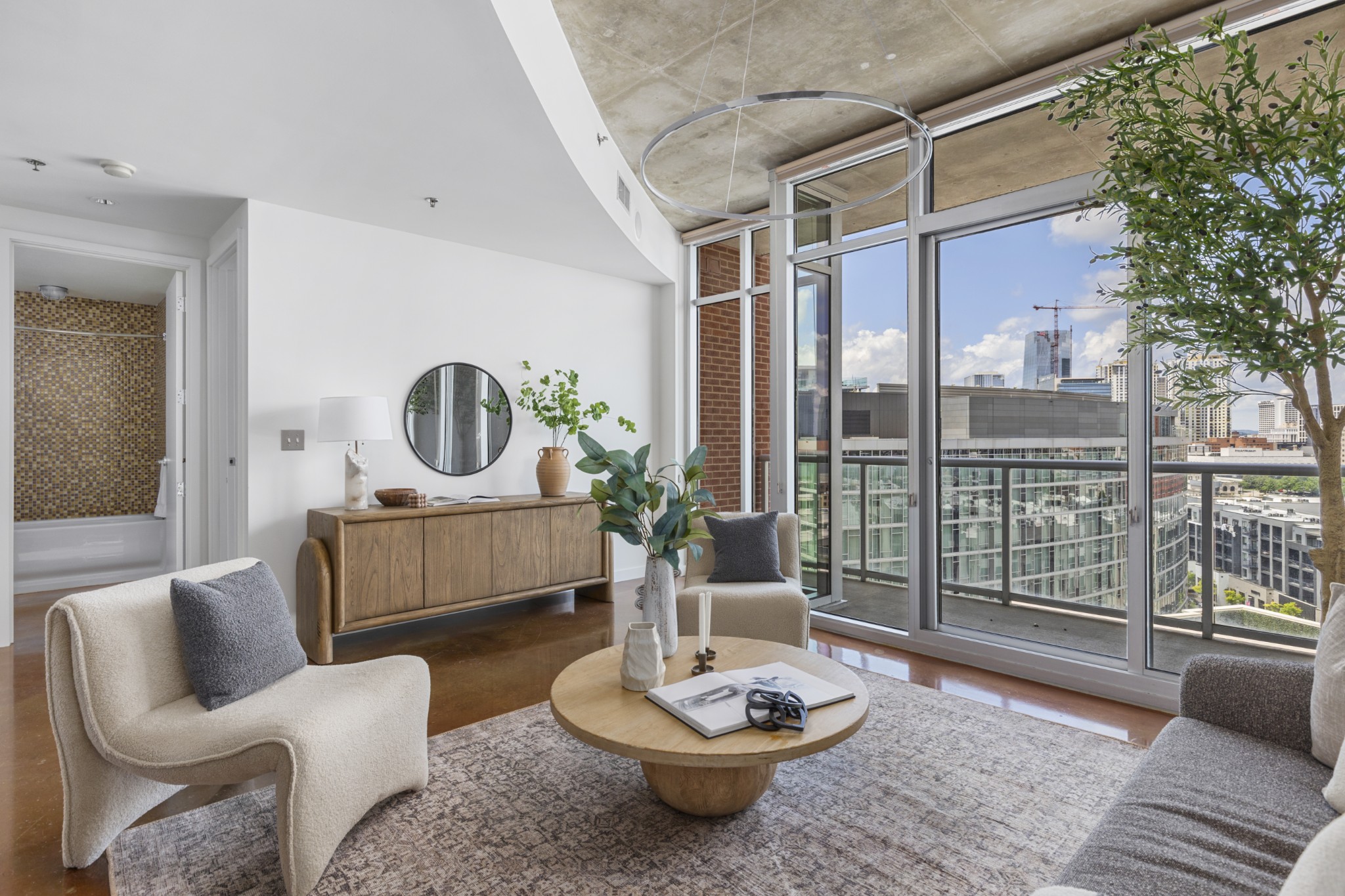 600 12th Ave, S Unit: 1203