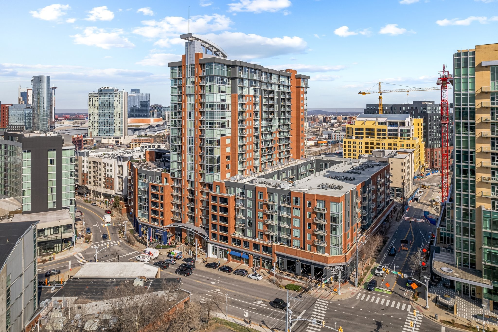 600 12th Ave, S Unit: 1203