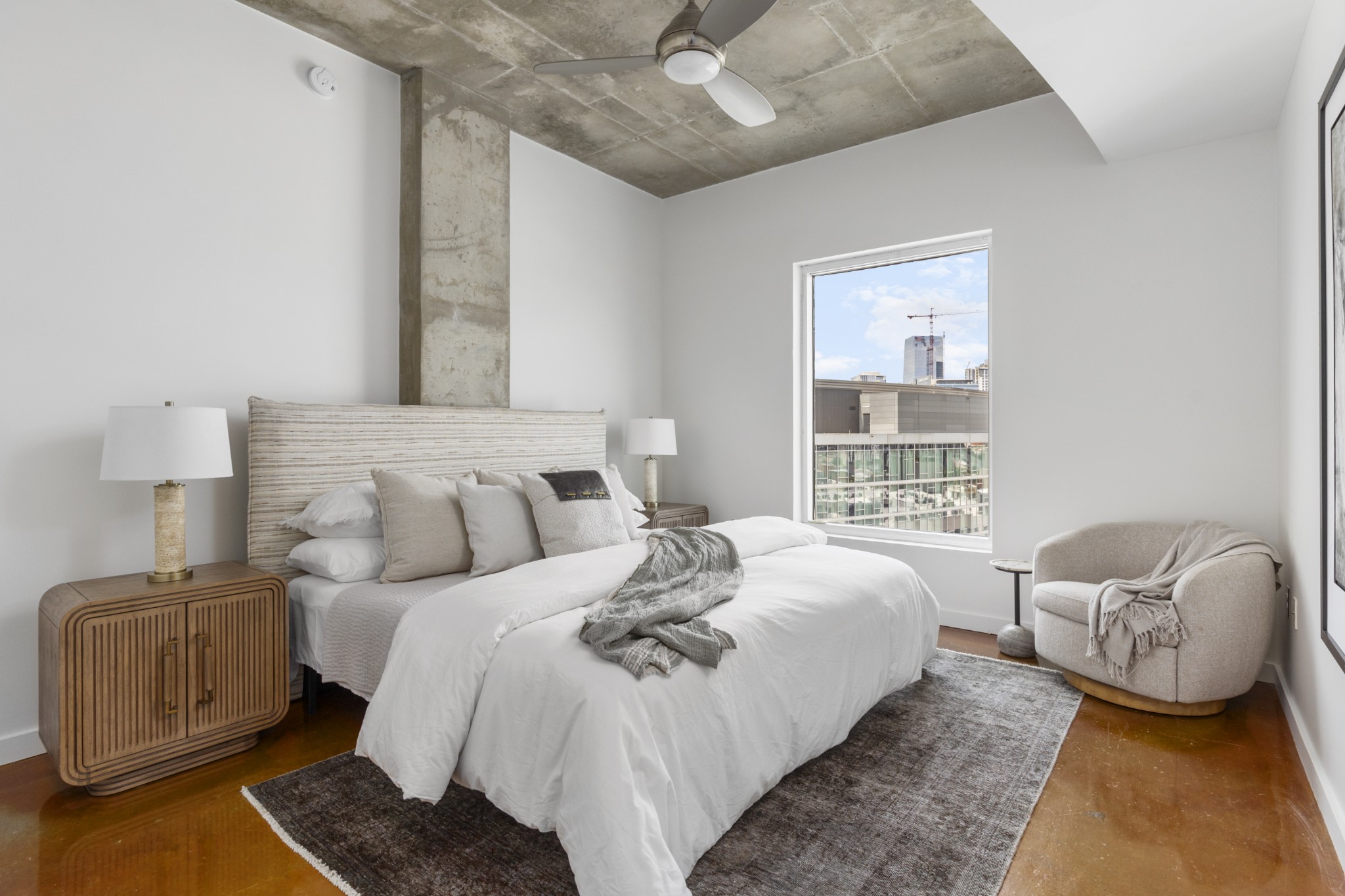 600 12th Ave, S Unit: 1203