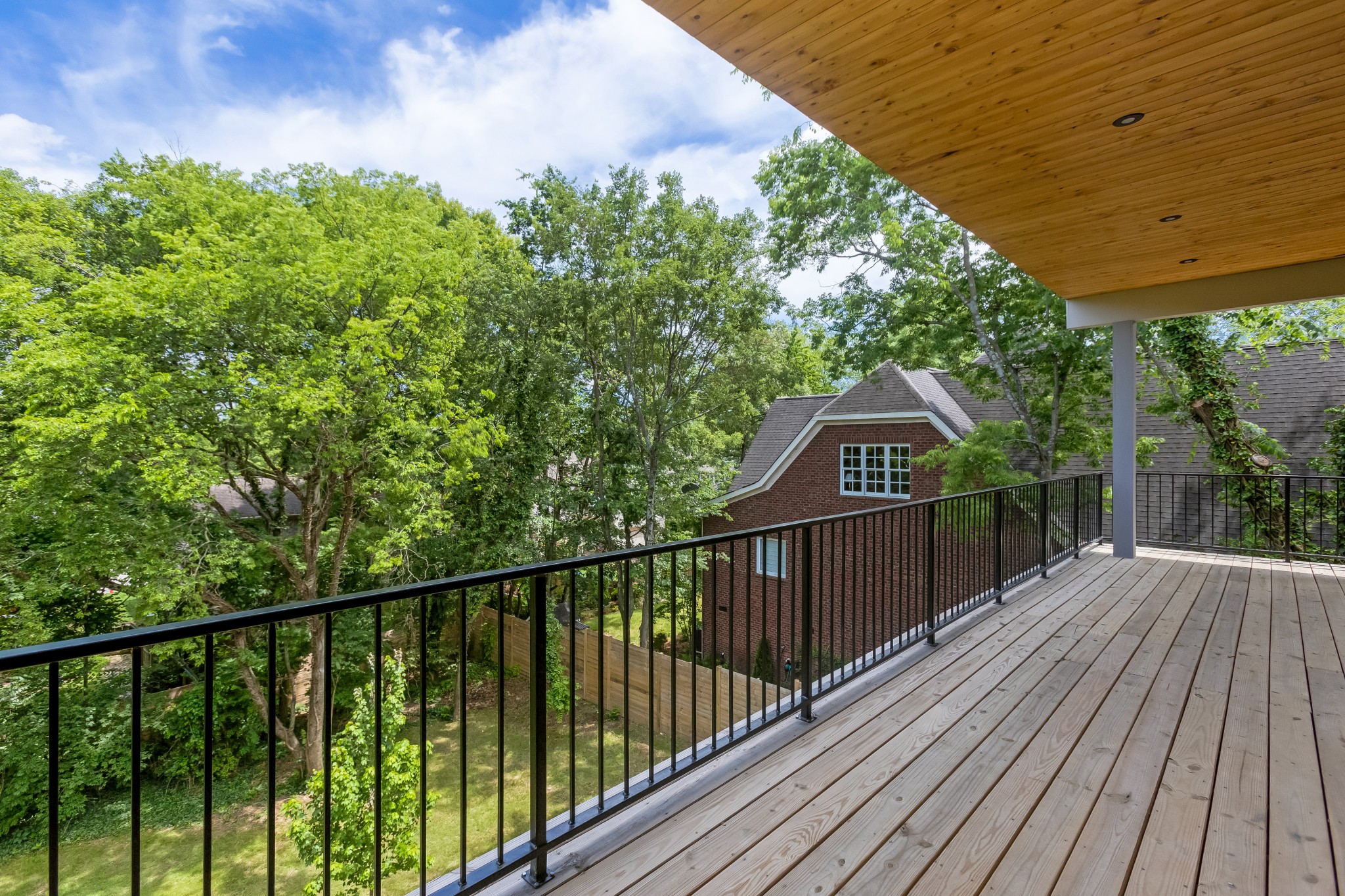 4502B Belmont Park Ter