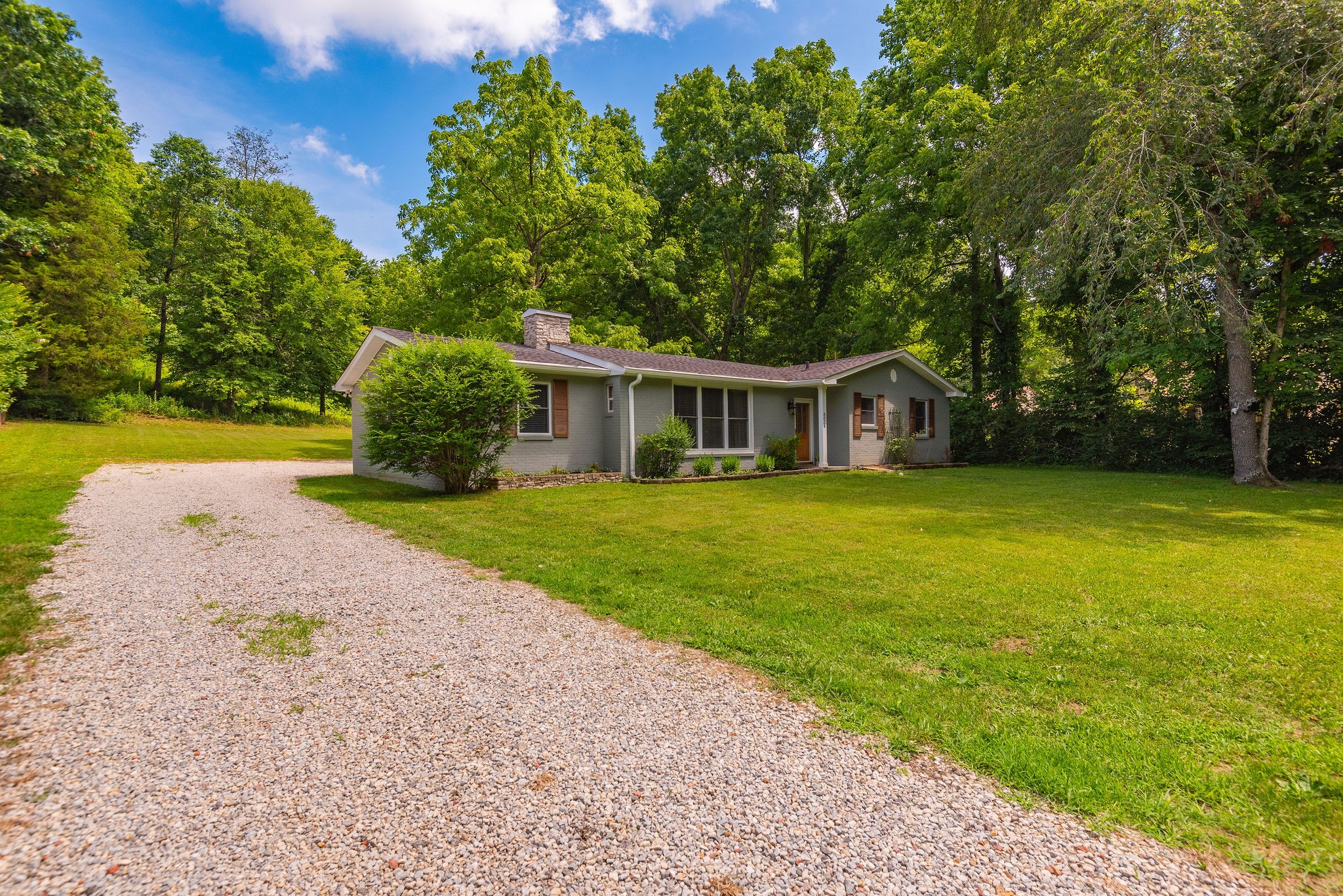 8024 Charlotte Pike