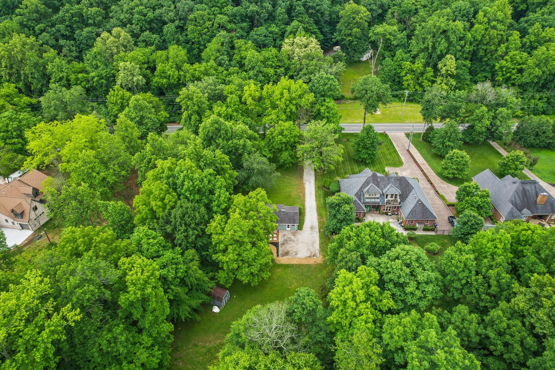 8024 Charlotte Pike