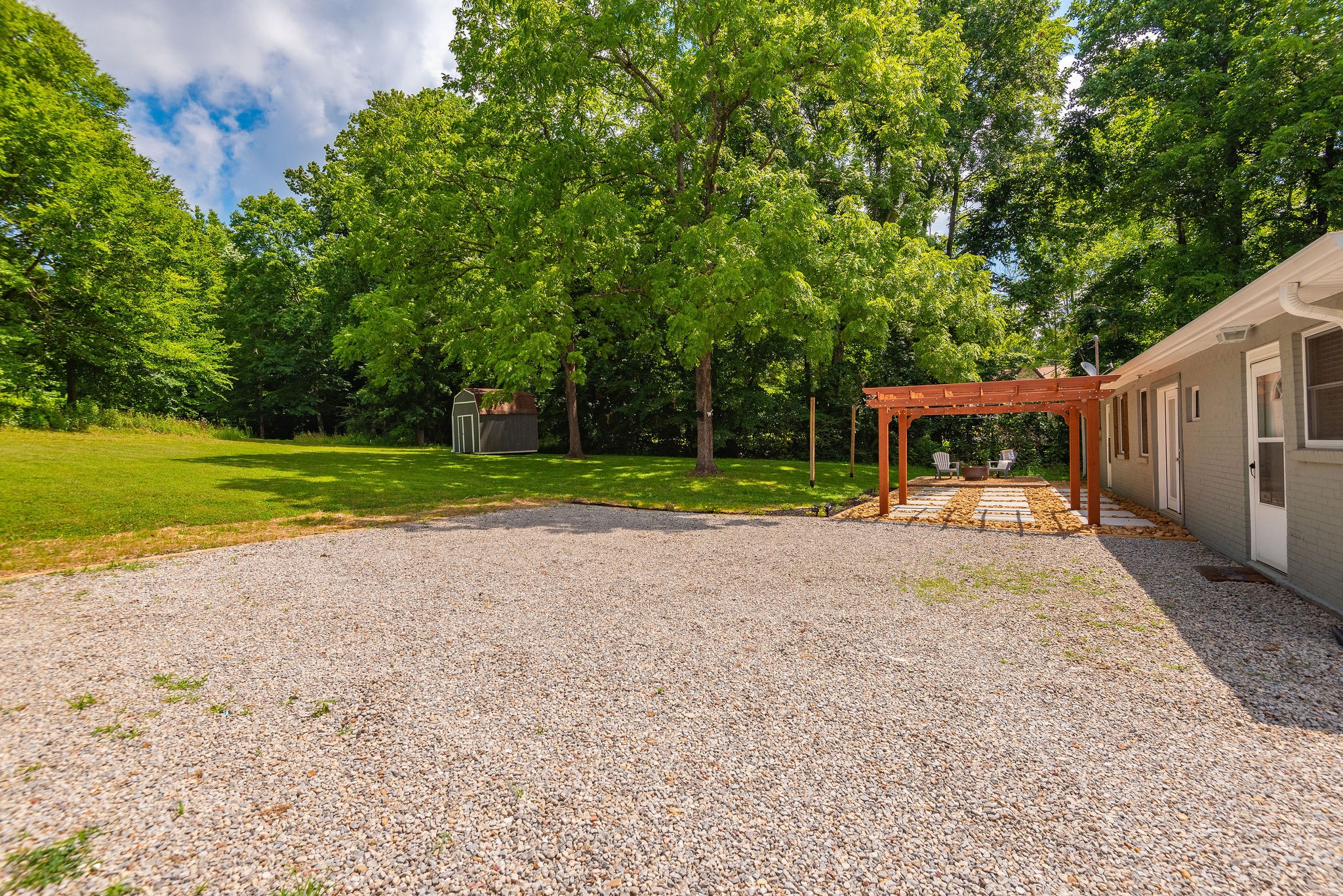 8024 Charlotte Pike