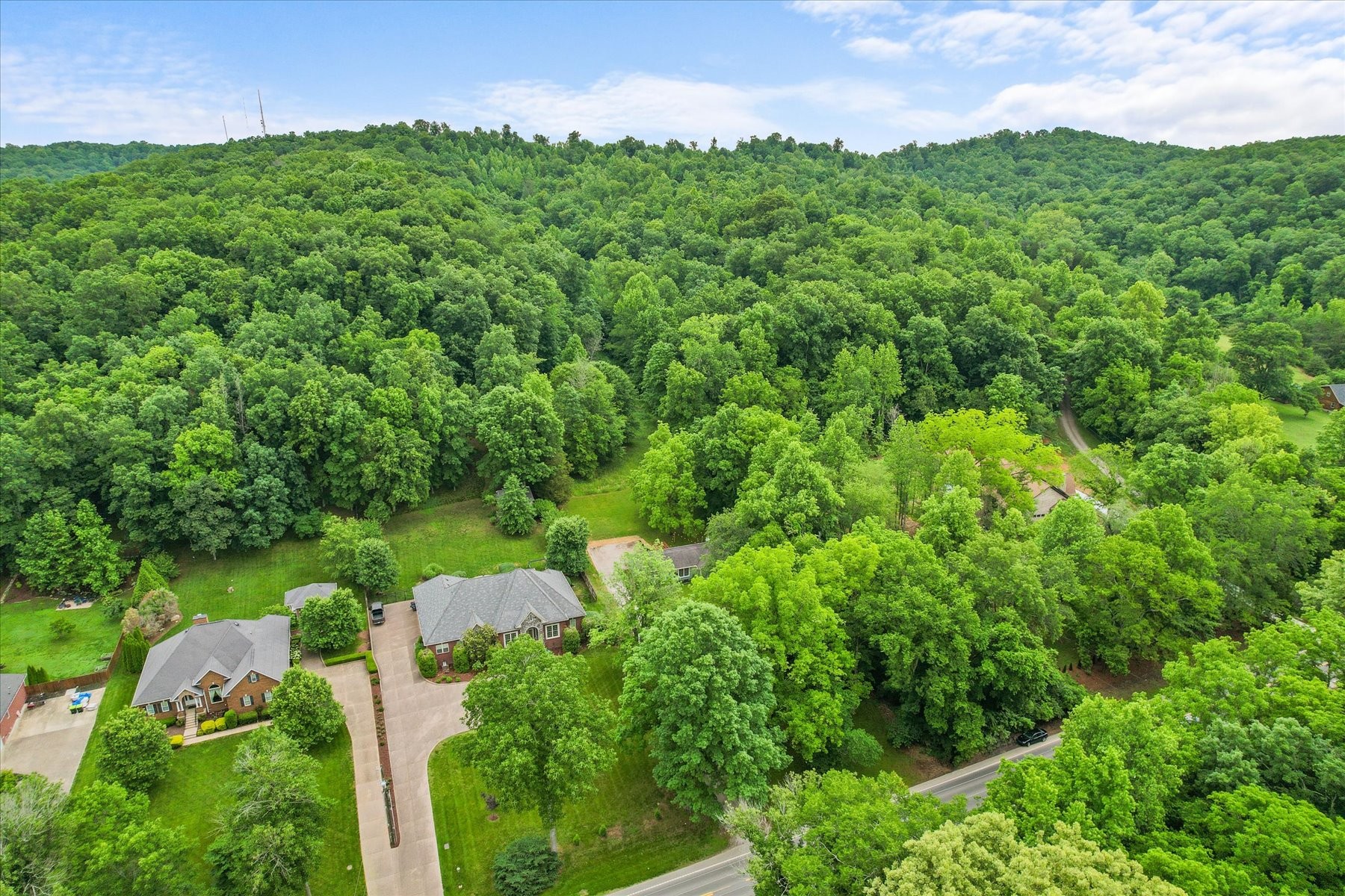 8024 Charlotte Pike