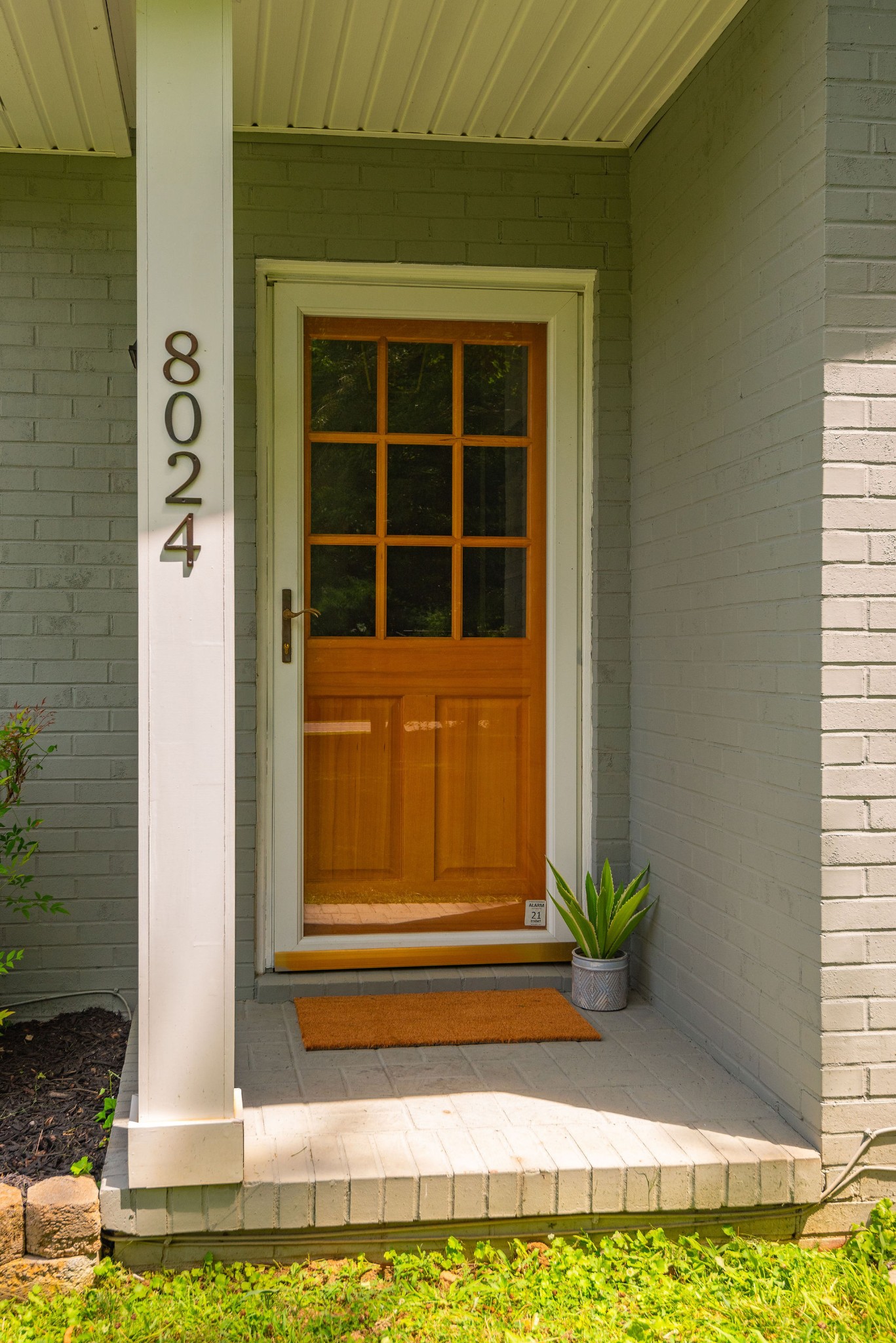 8024 Charlotte Pike