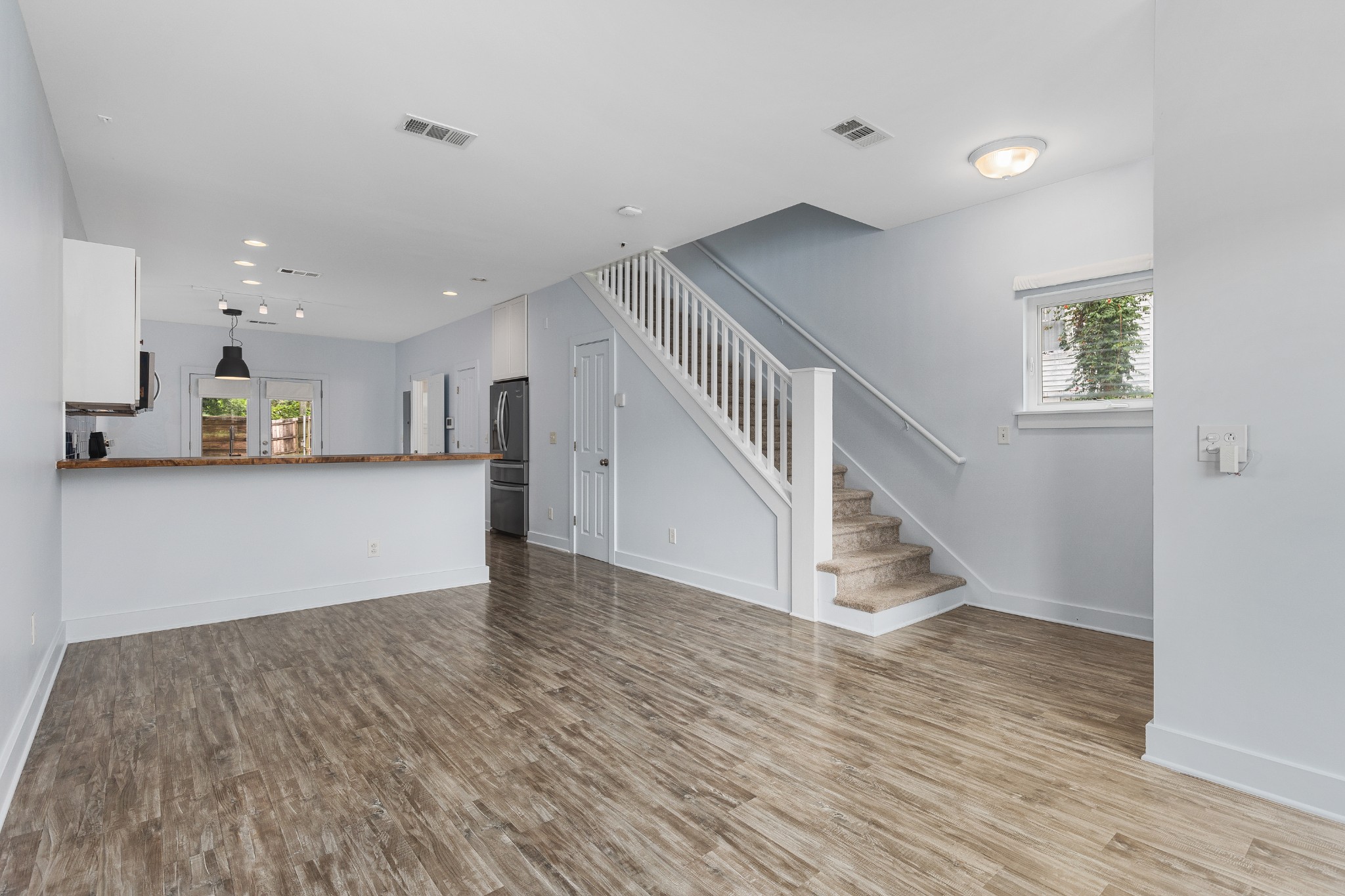 719 McFerrin Ave Unit: A