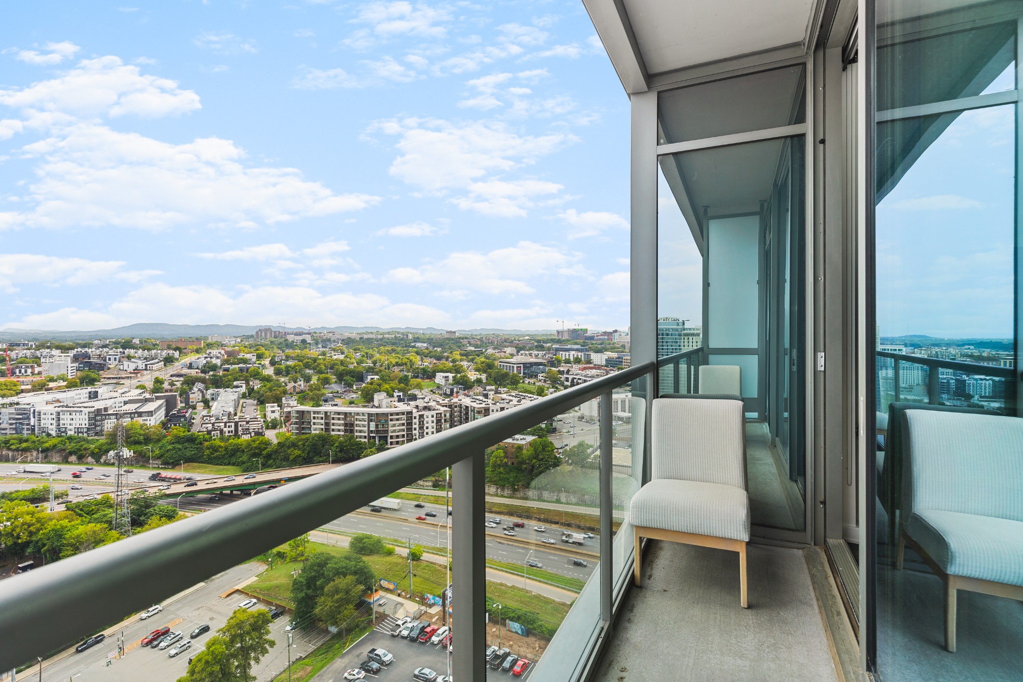 1212 Laurel St #2203