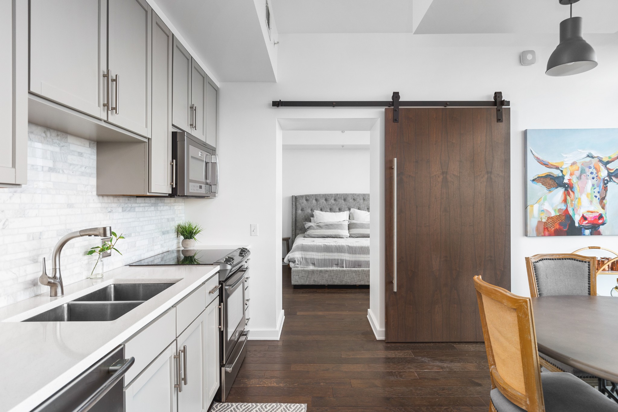 1212 Laurel St #2203