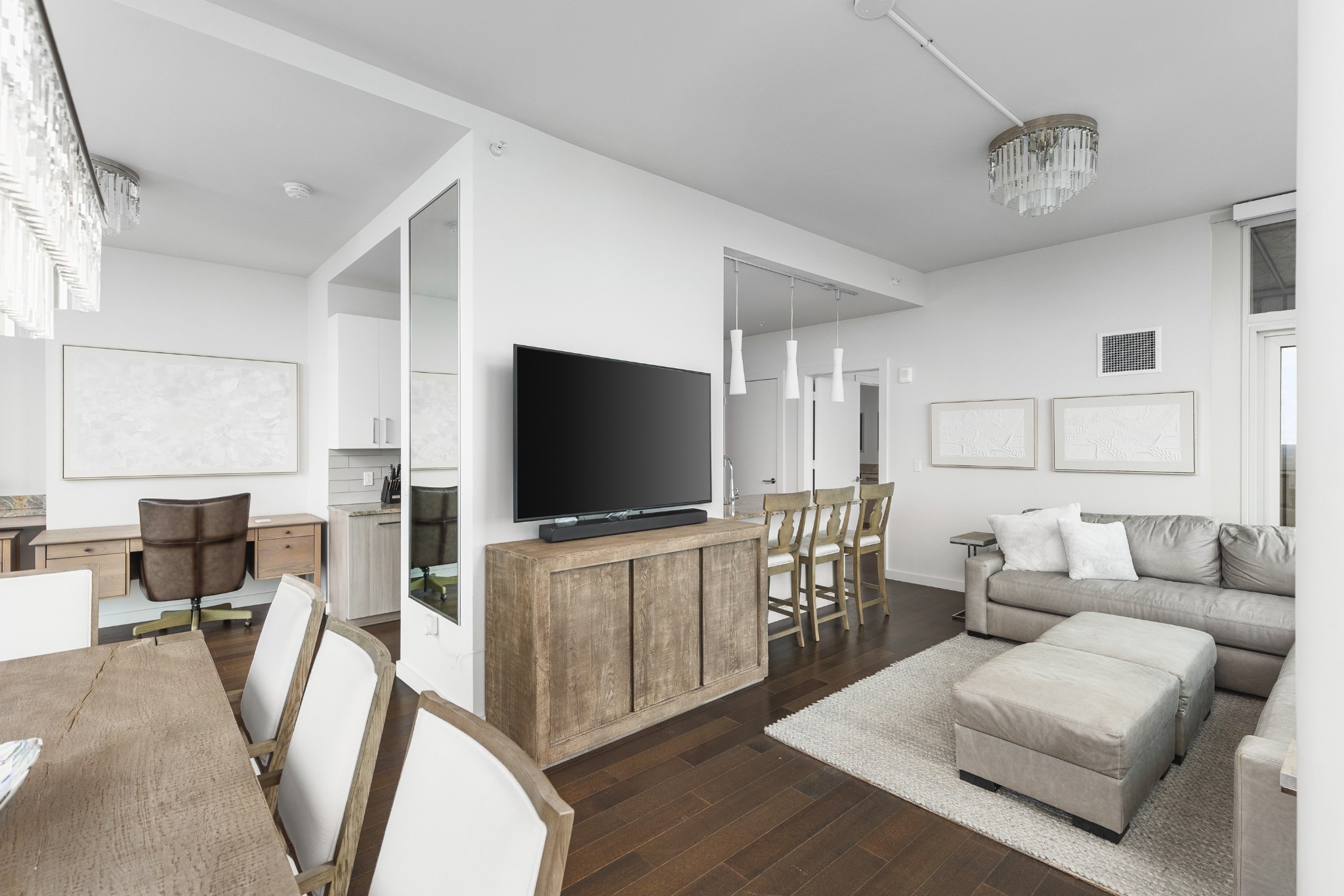 515 Church St Unit: 4103