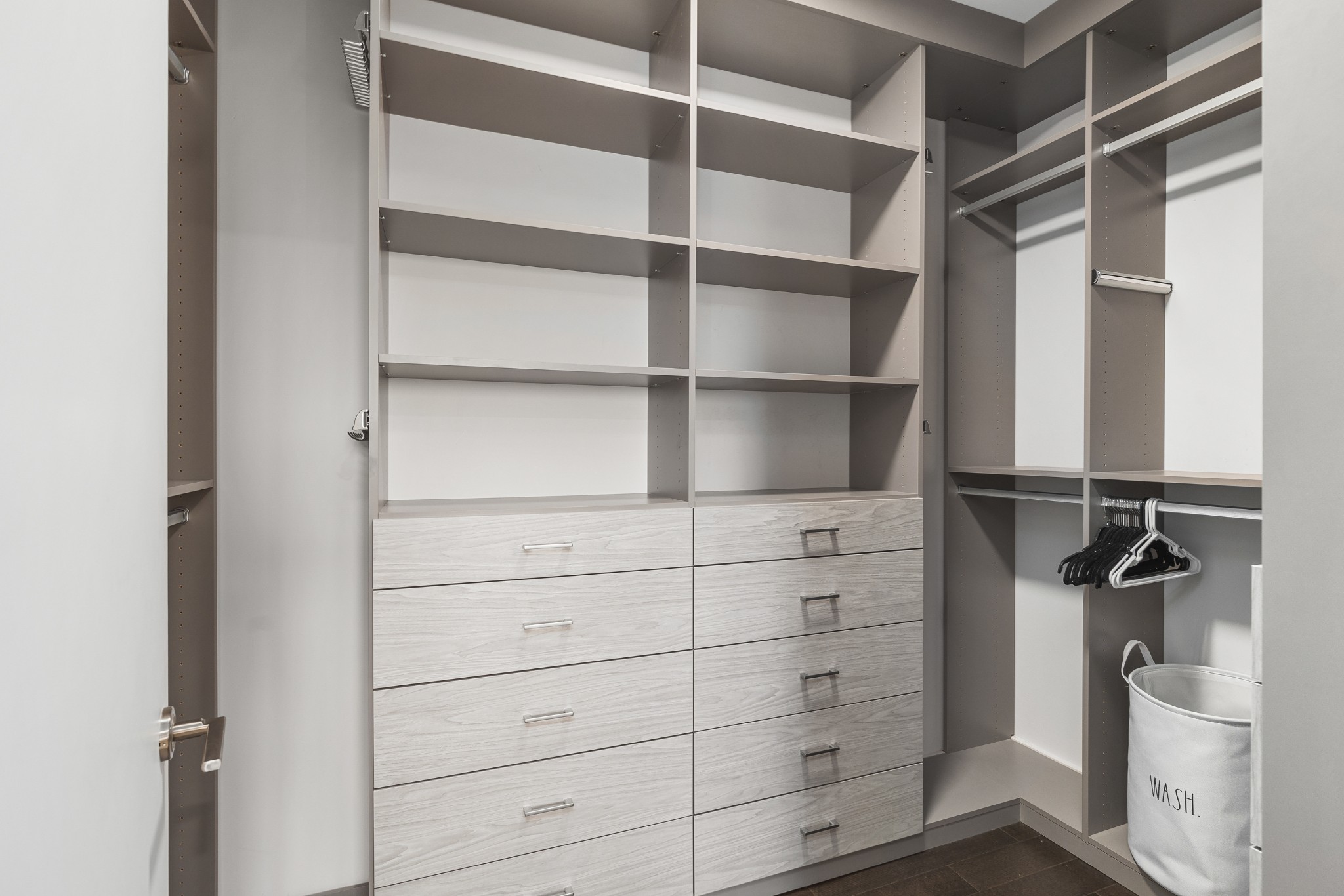 515 Church St Unit: 4103