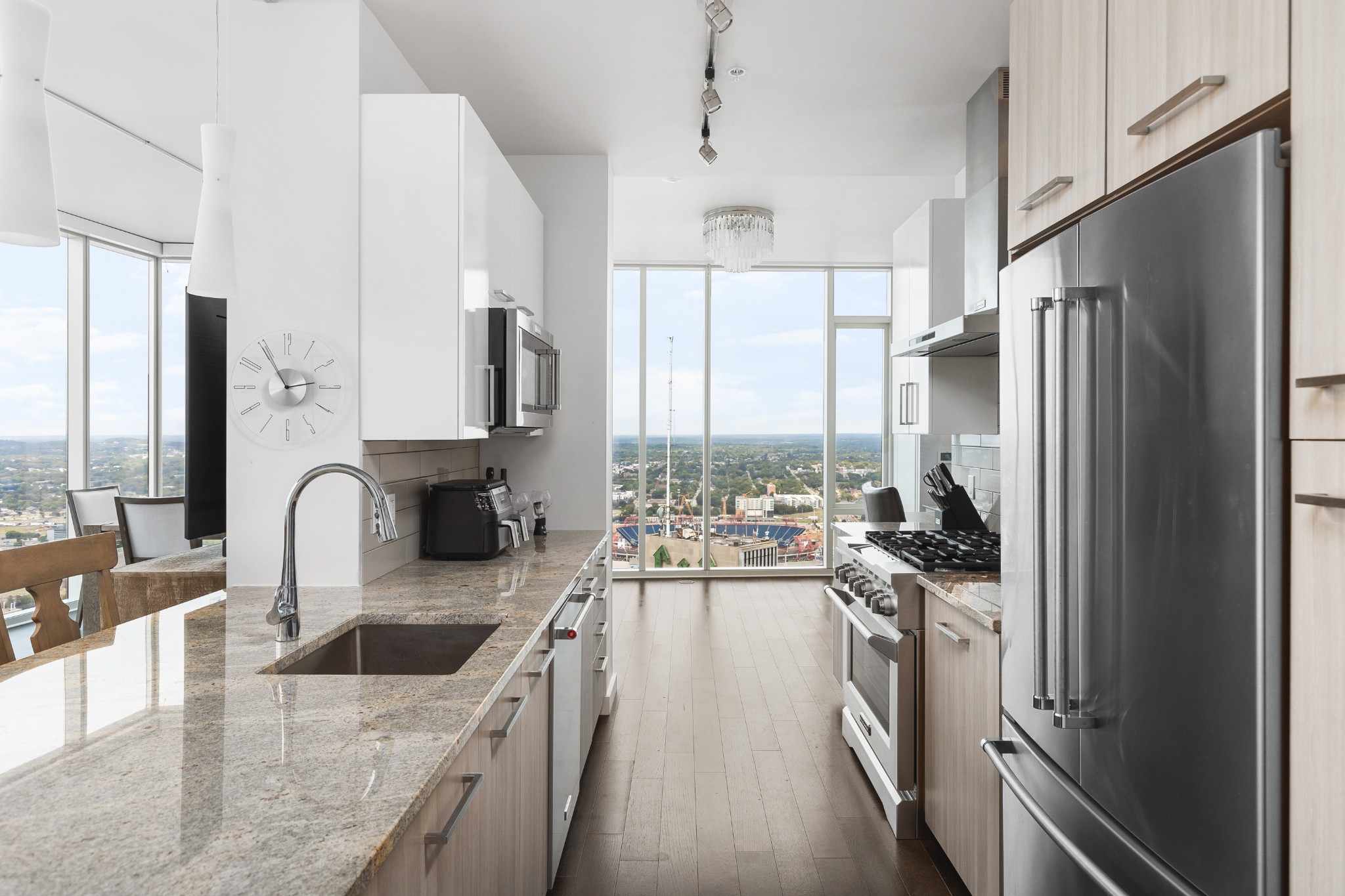 515 Church St Unit: 4103