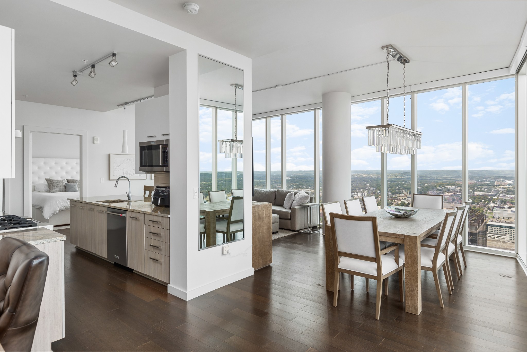 515 Church St Unit: 4103