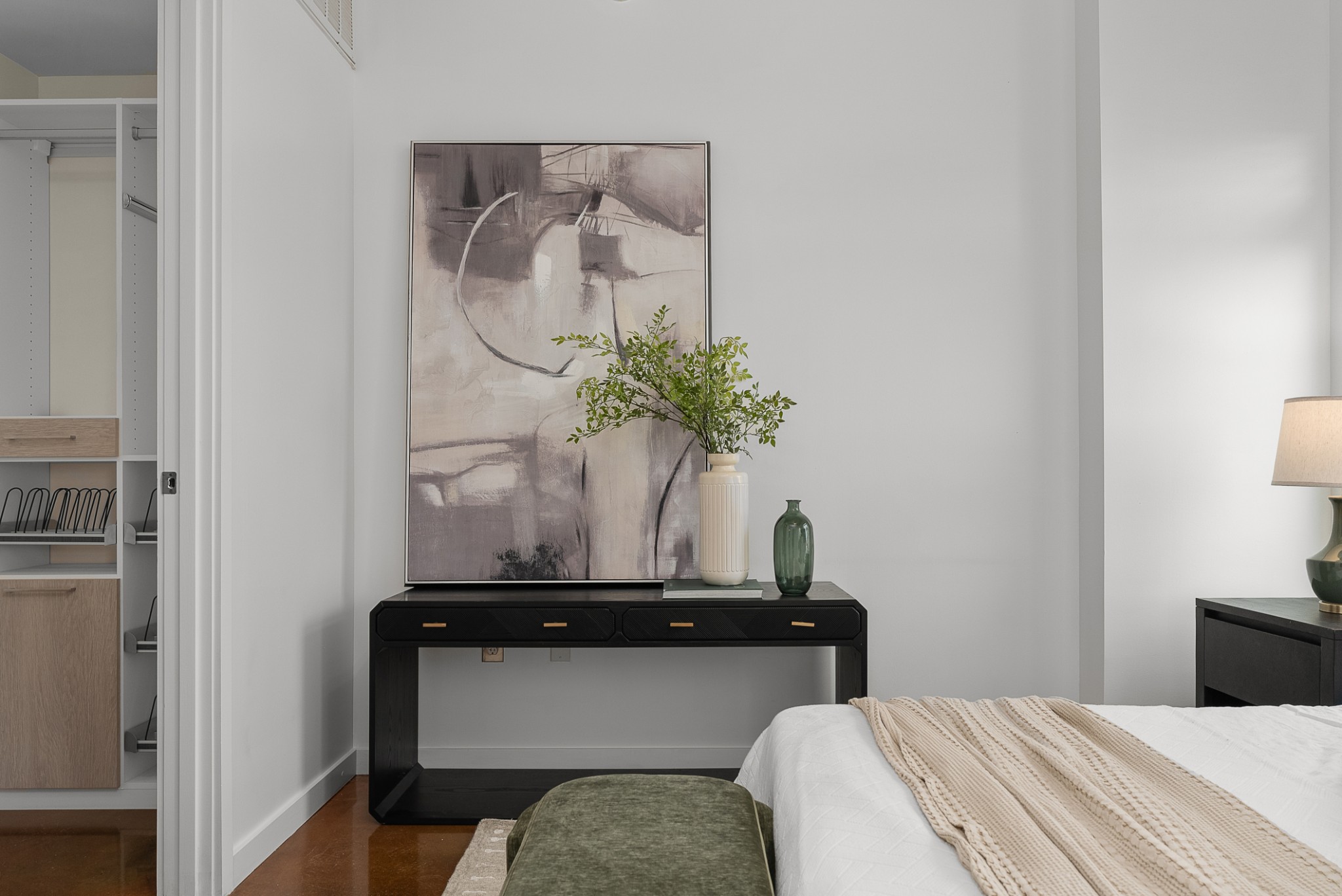 600 12th Ave, S Unit: 1502