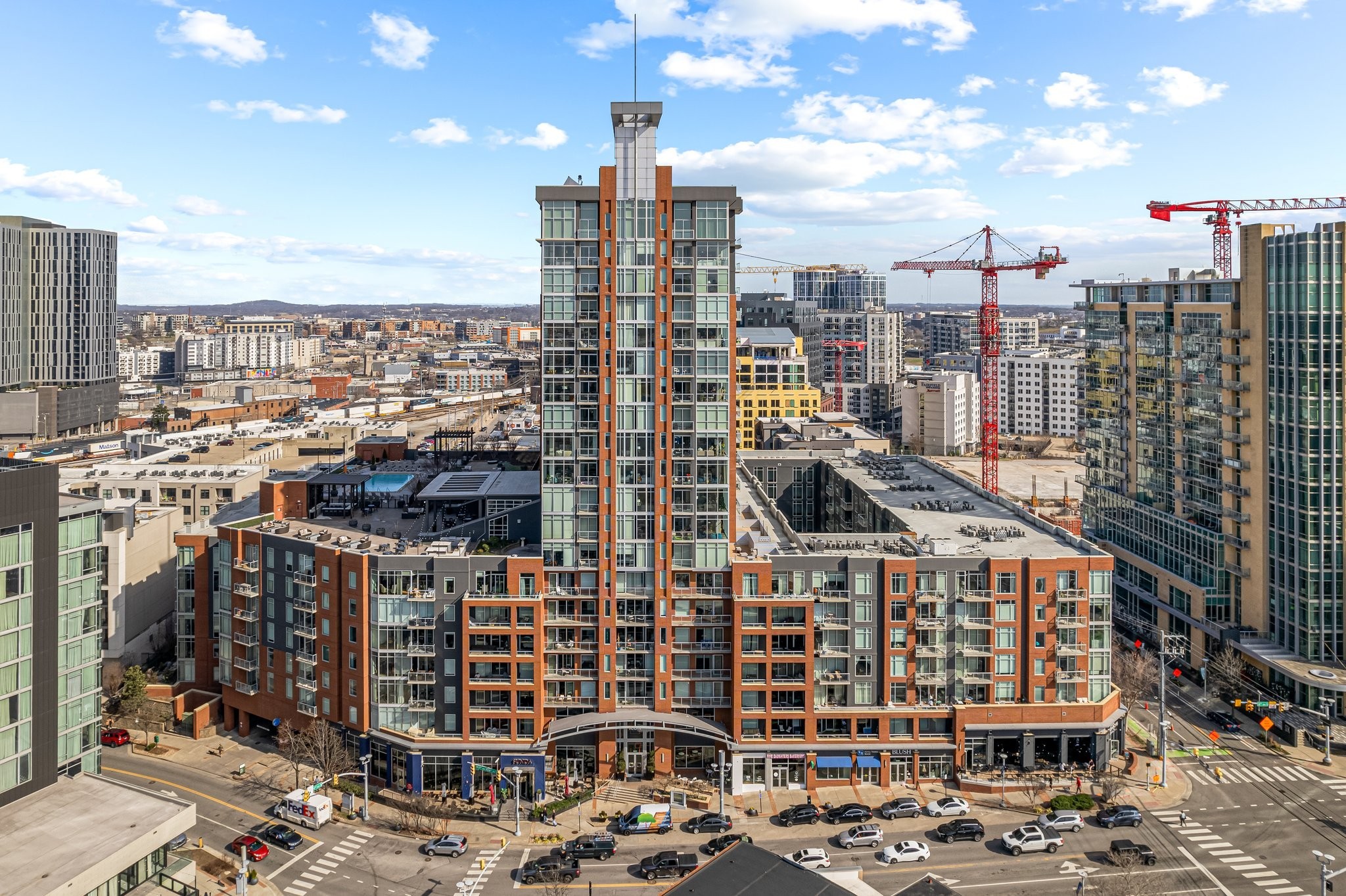 600 12th Ave, S Unit: 1502