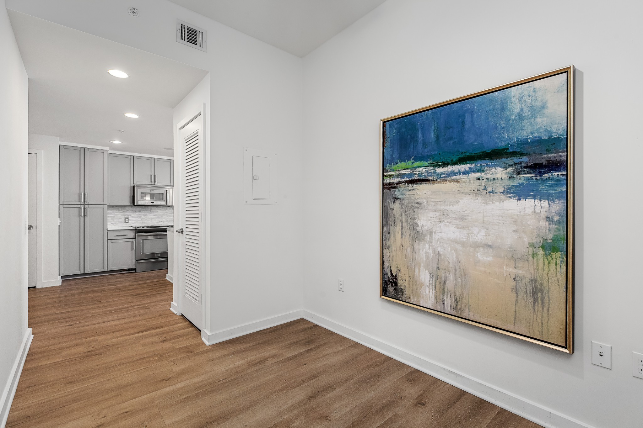 1212 Laurel St Unit: 2108