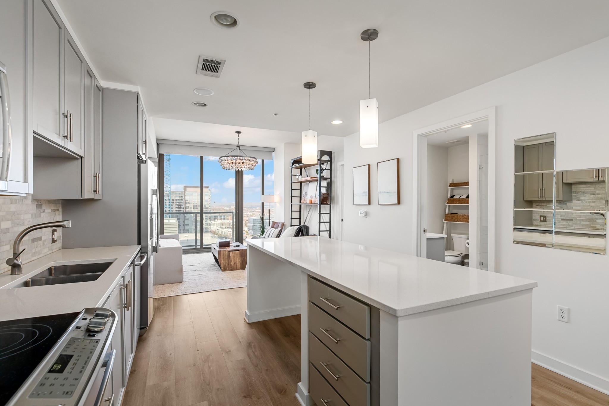 1212 Laurel St Unit: 2108