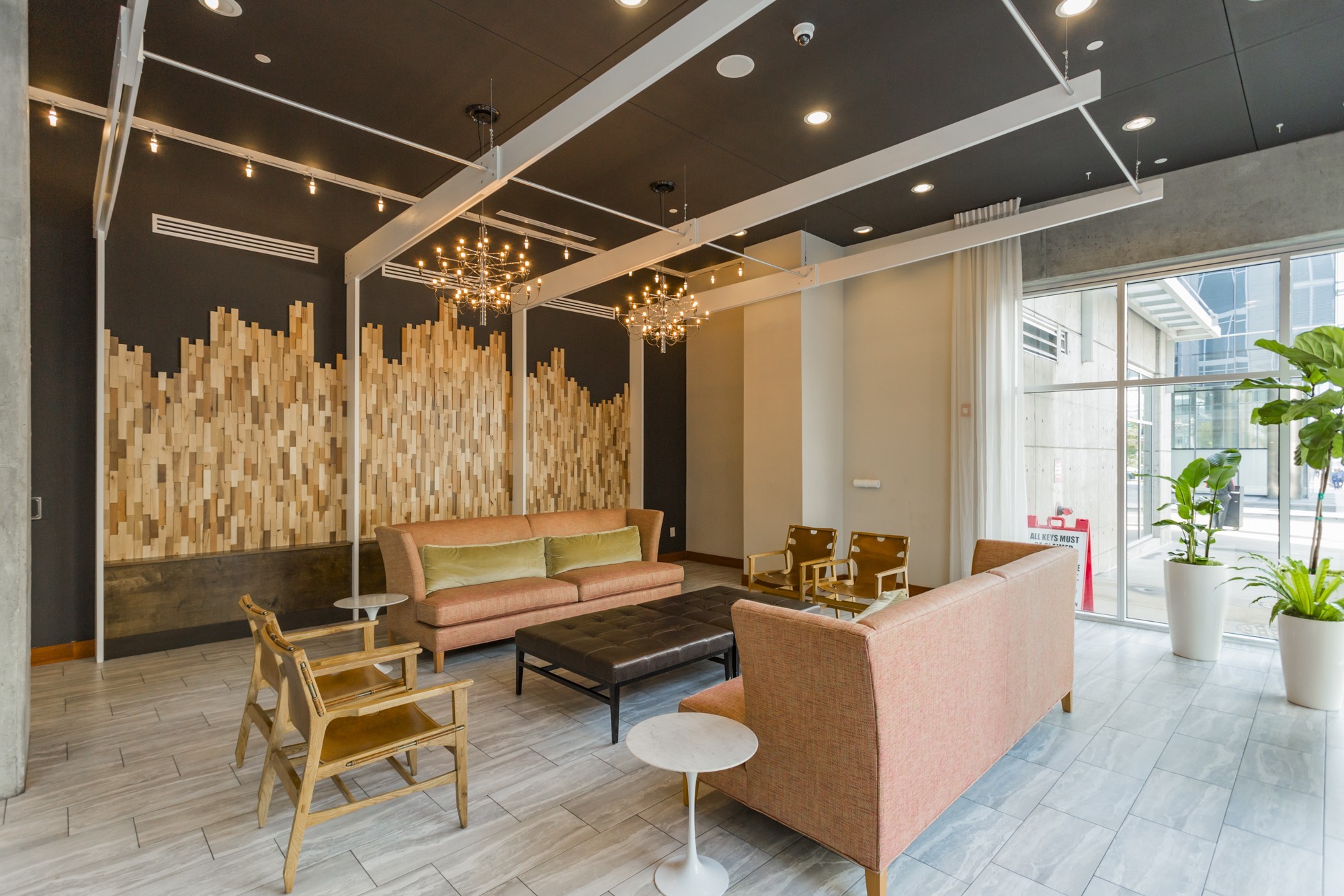 301 Demonbreun St Unit: 921