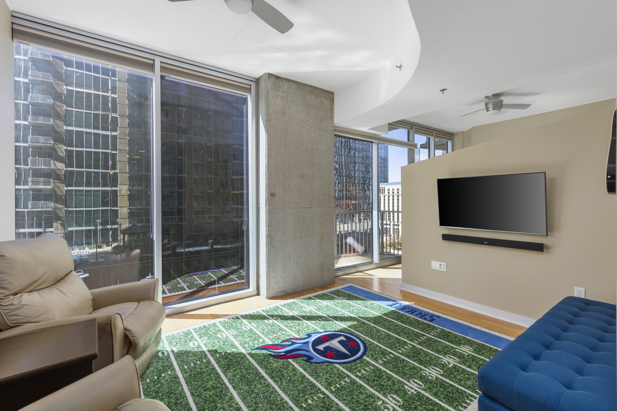 301 Demonbreun St Unit: 921