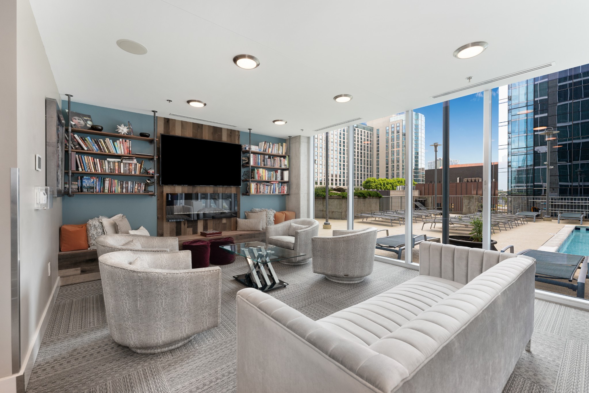 301 Demonbreun St Unit: 921