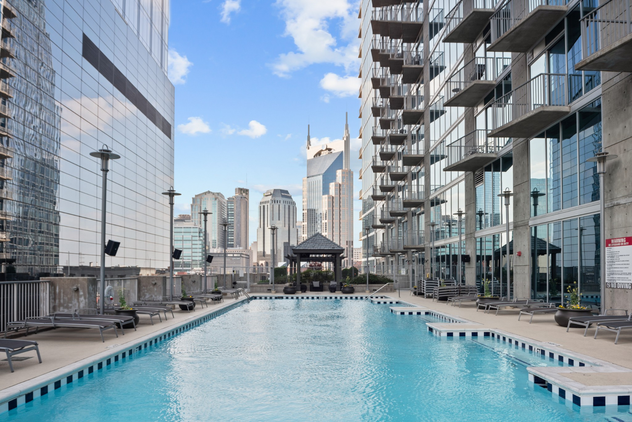 301 Demonbreun St Unit: 921
