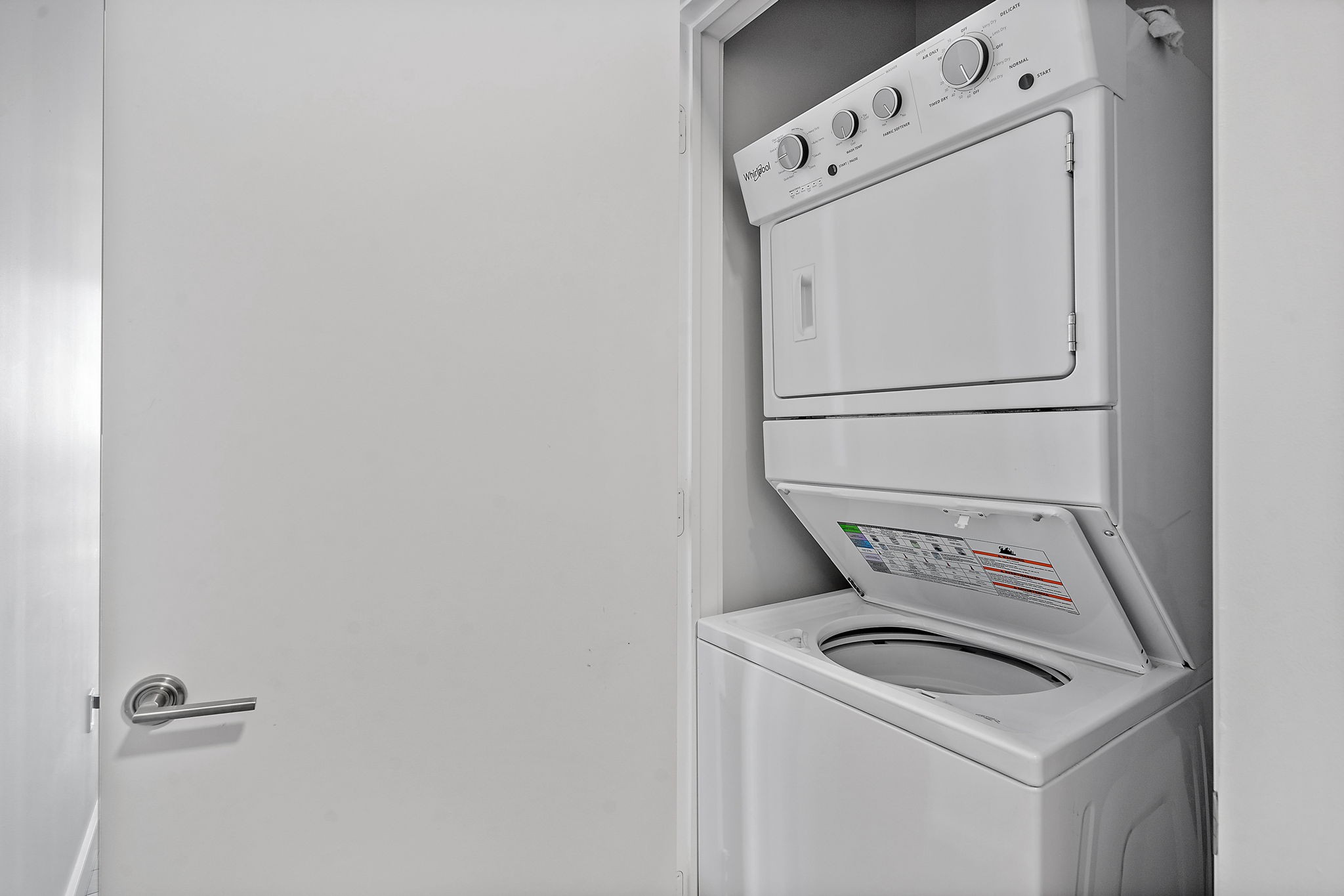 515 Church St Unit: 3606