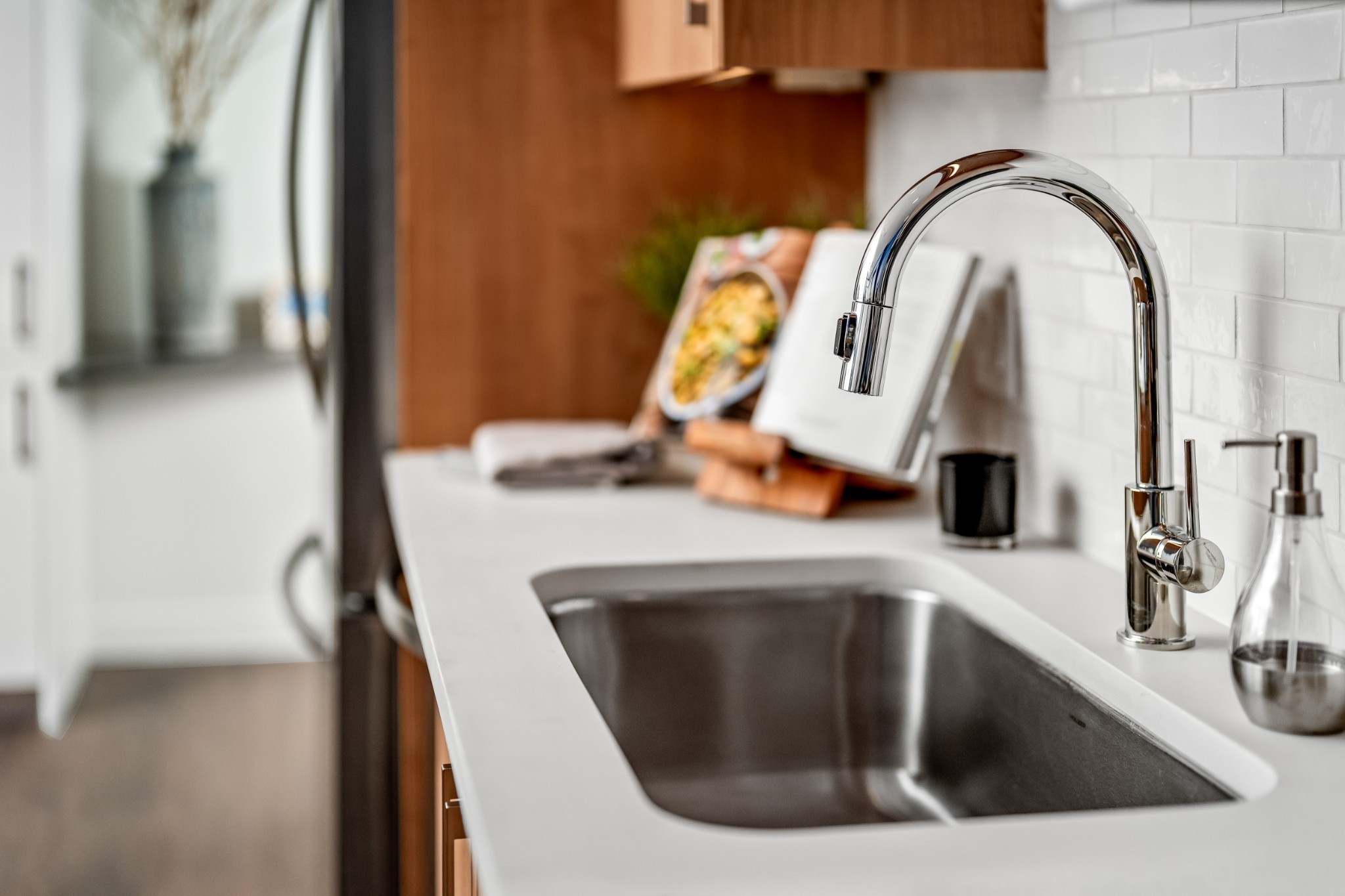 1212 Demonbreun St Unit: 1615